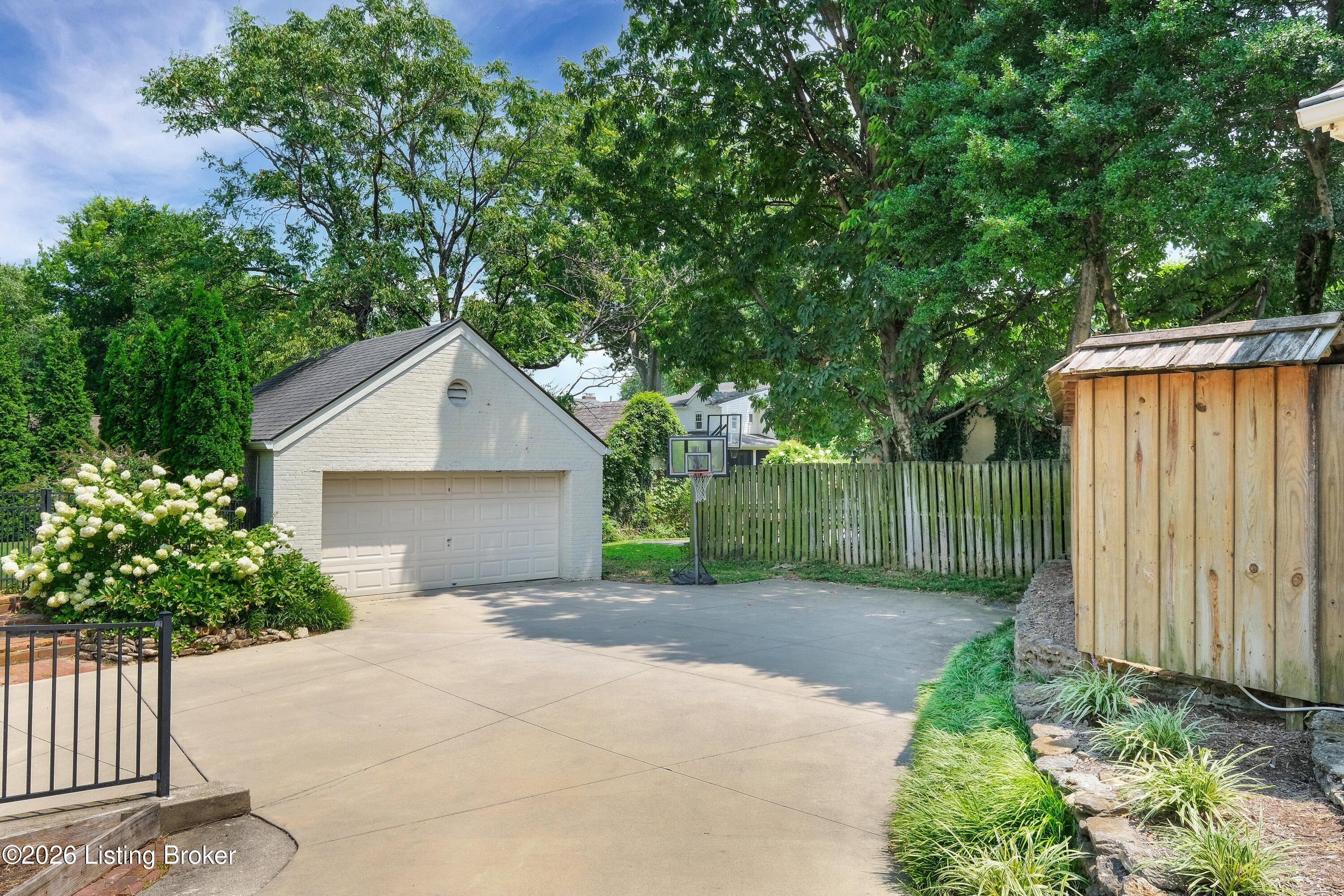 2343 Village Dr