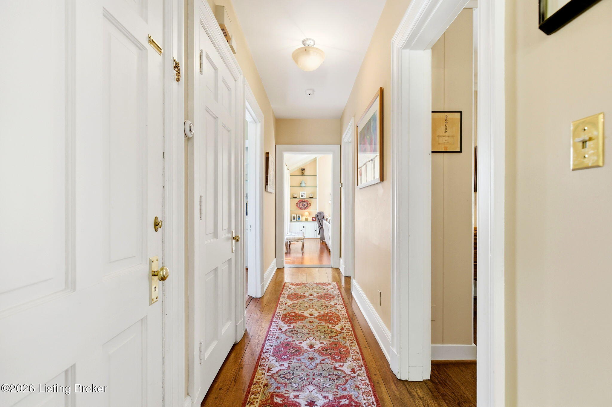 2343 Village Dr