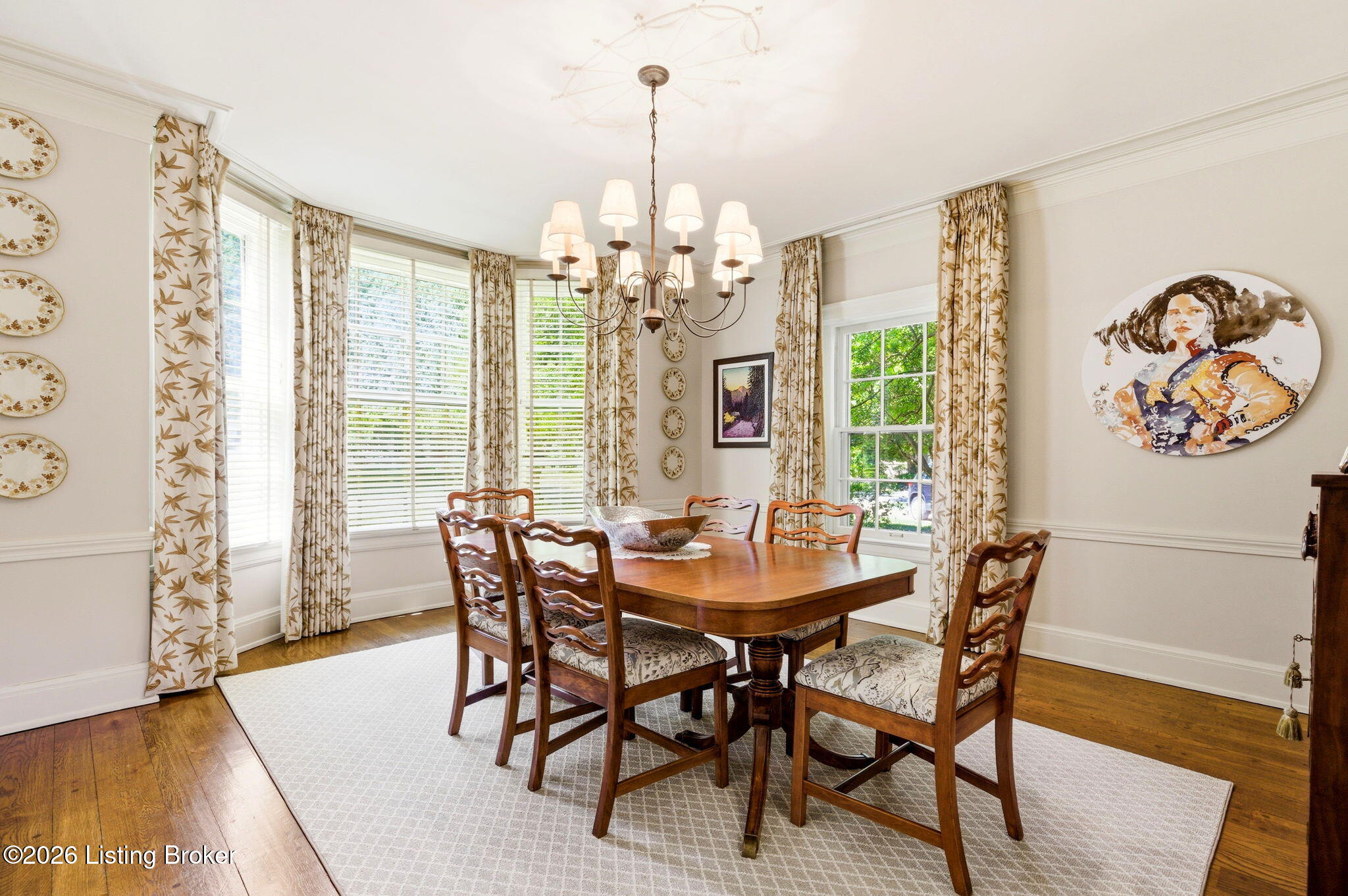 2343 Village Dr