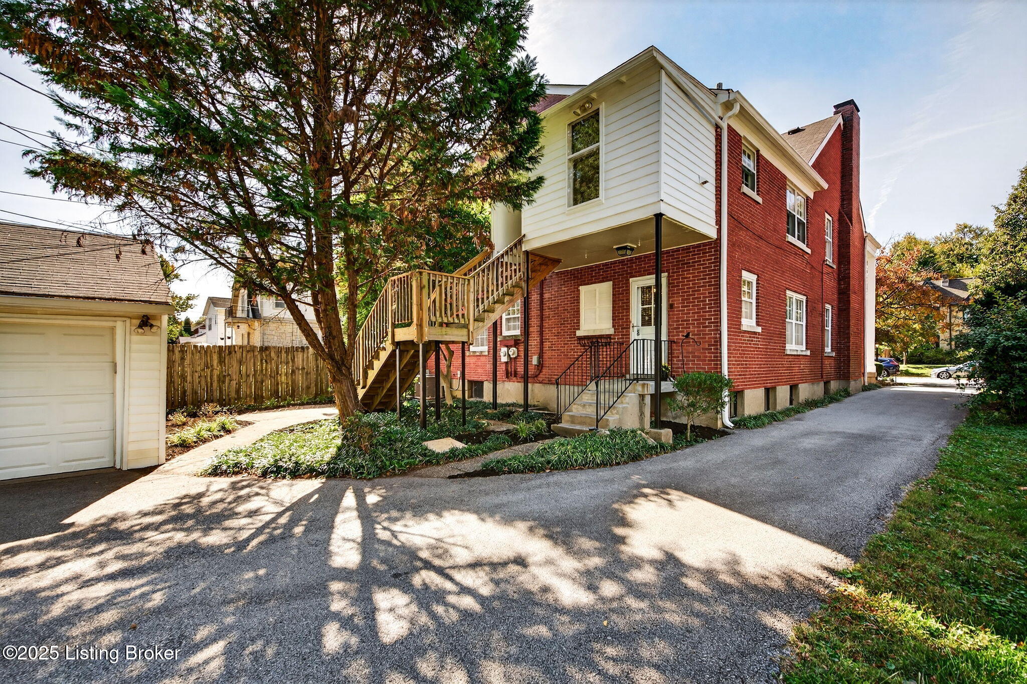 2325 Broadmeade Rd 2