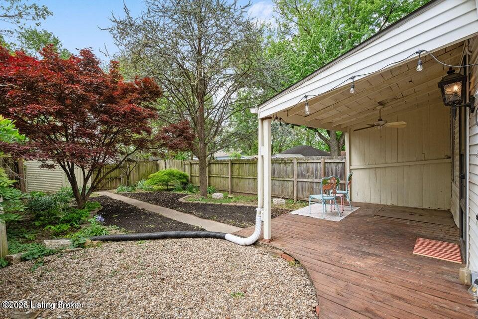 722 Camp St