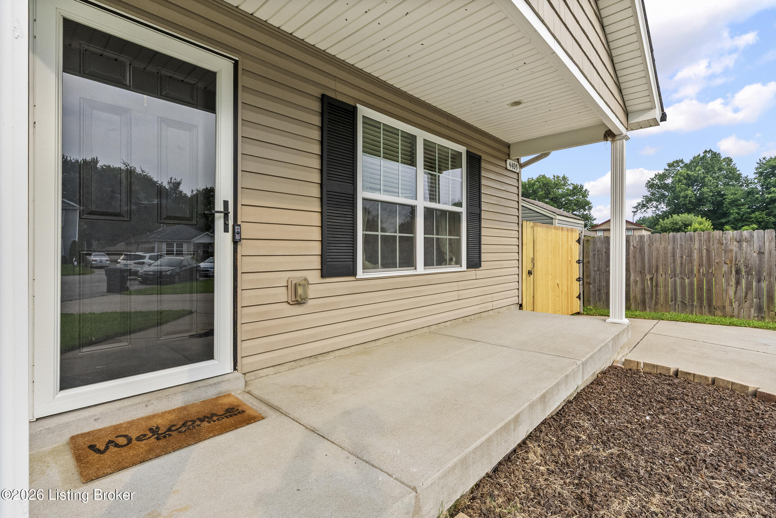 4405 Debbie Ct
