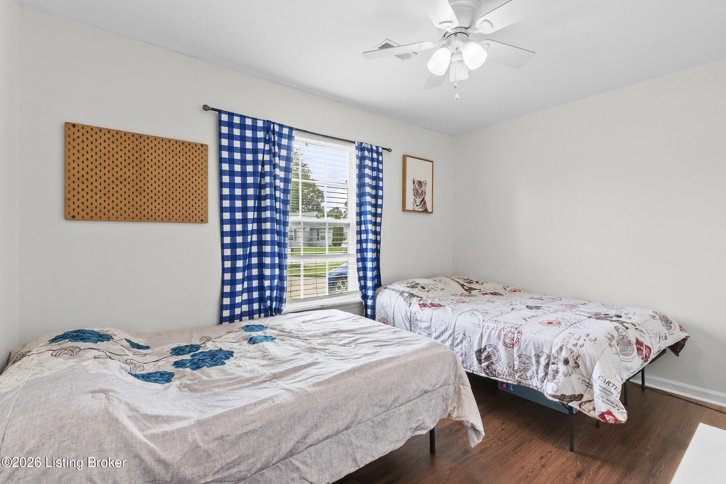 4405 Debbie Ct