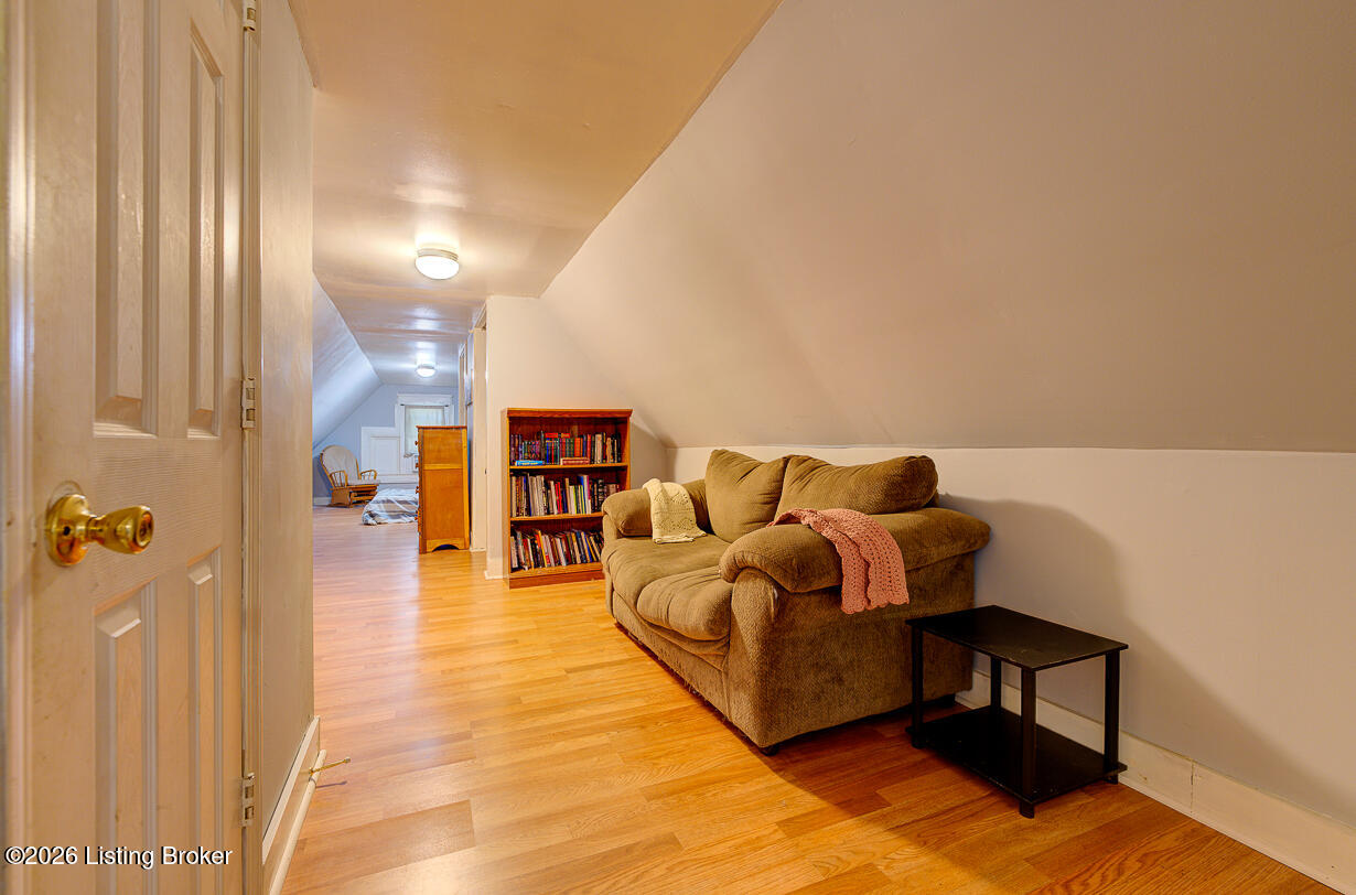 2318 Garland Ave