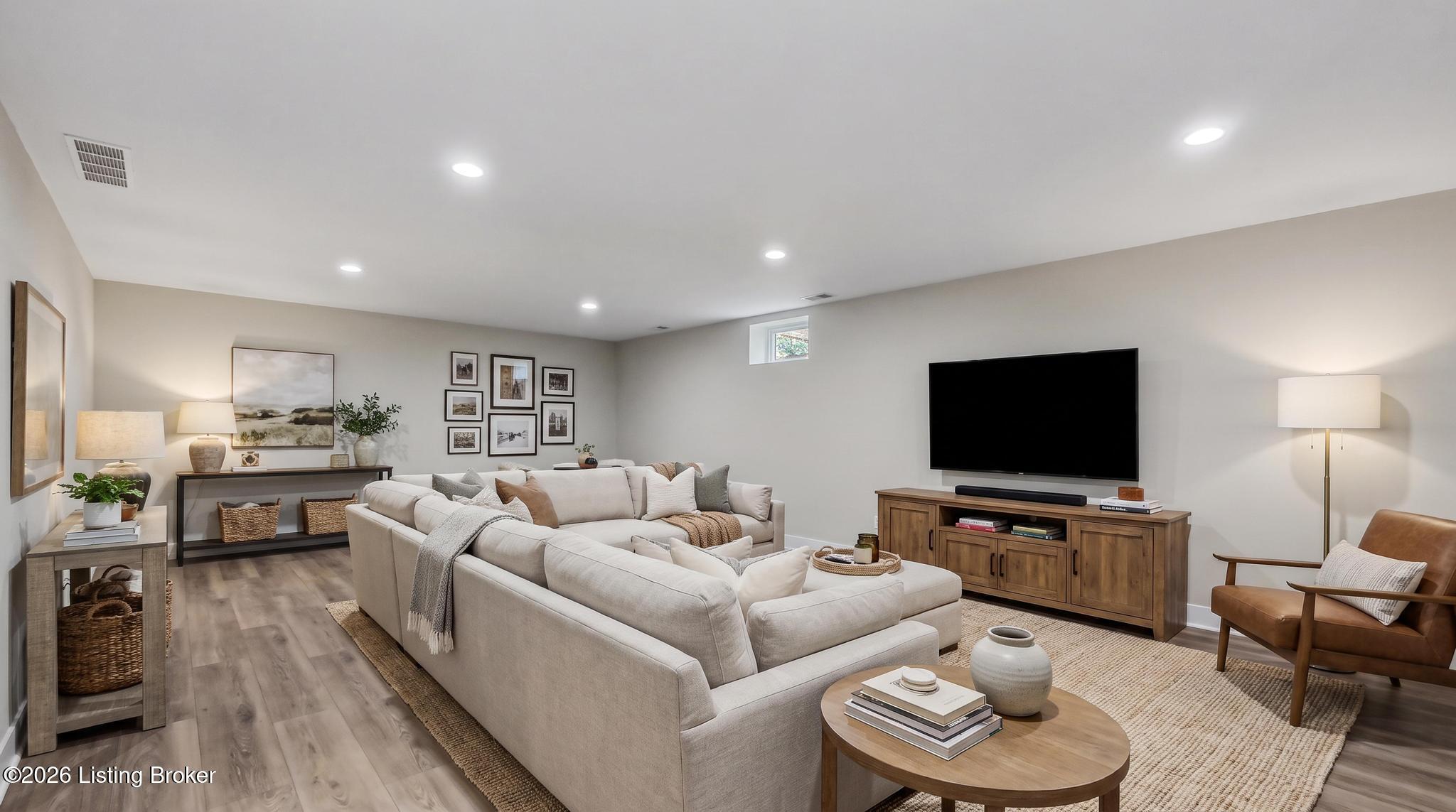 10427 Martinside Dr