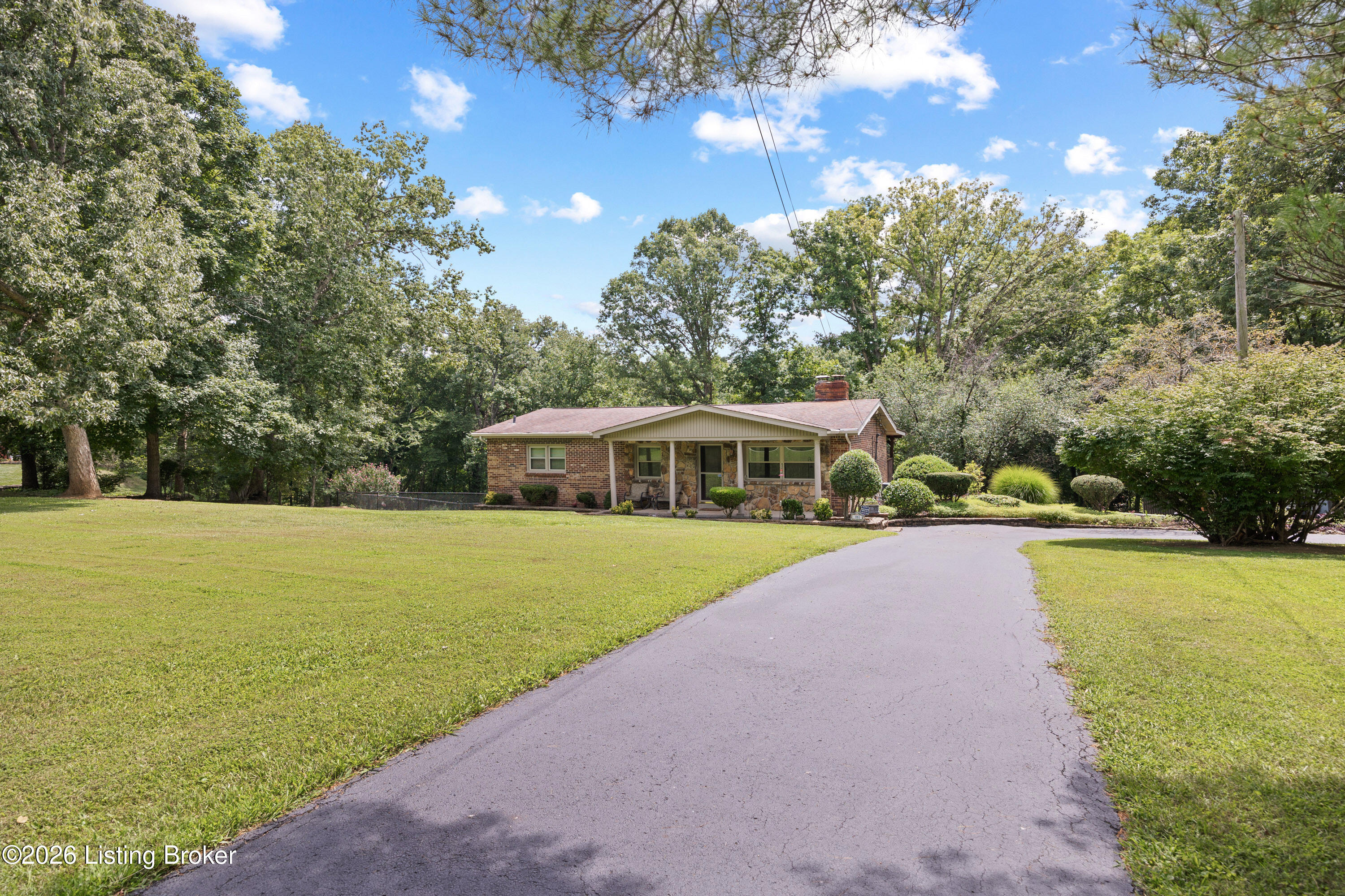 1193 Castlerock Dr