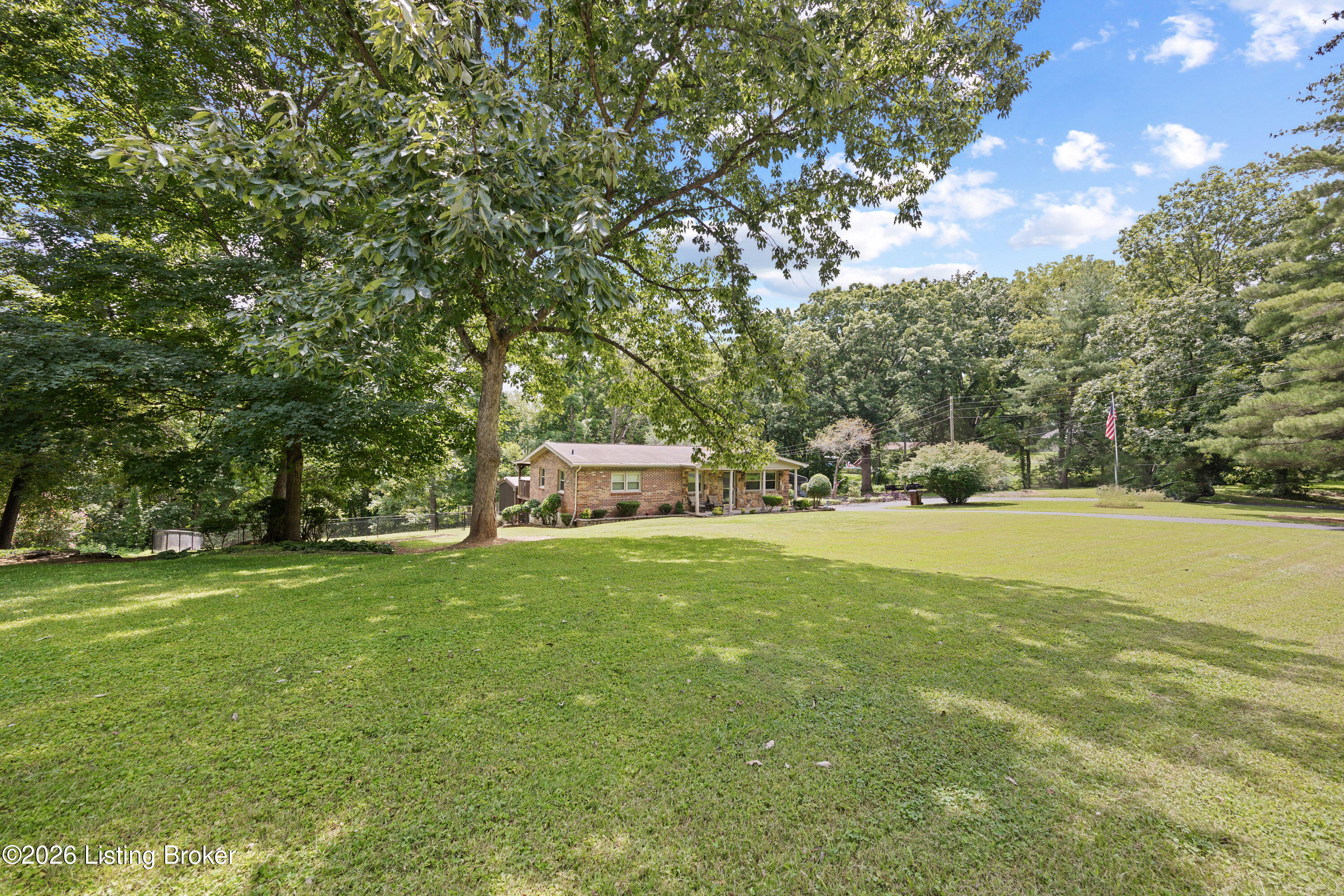1193 Castlerock Dr