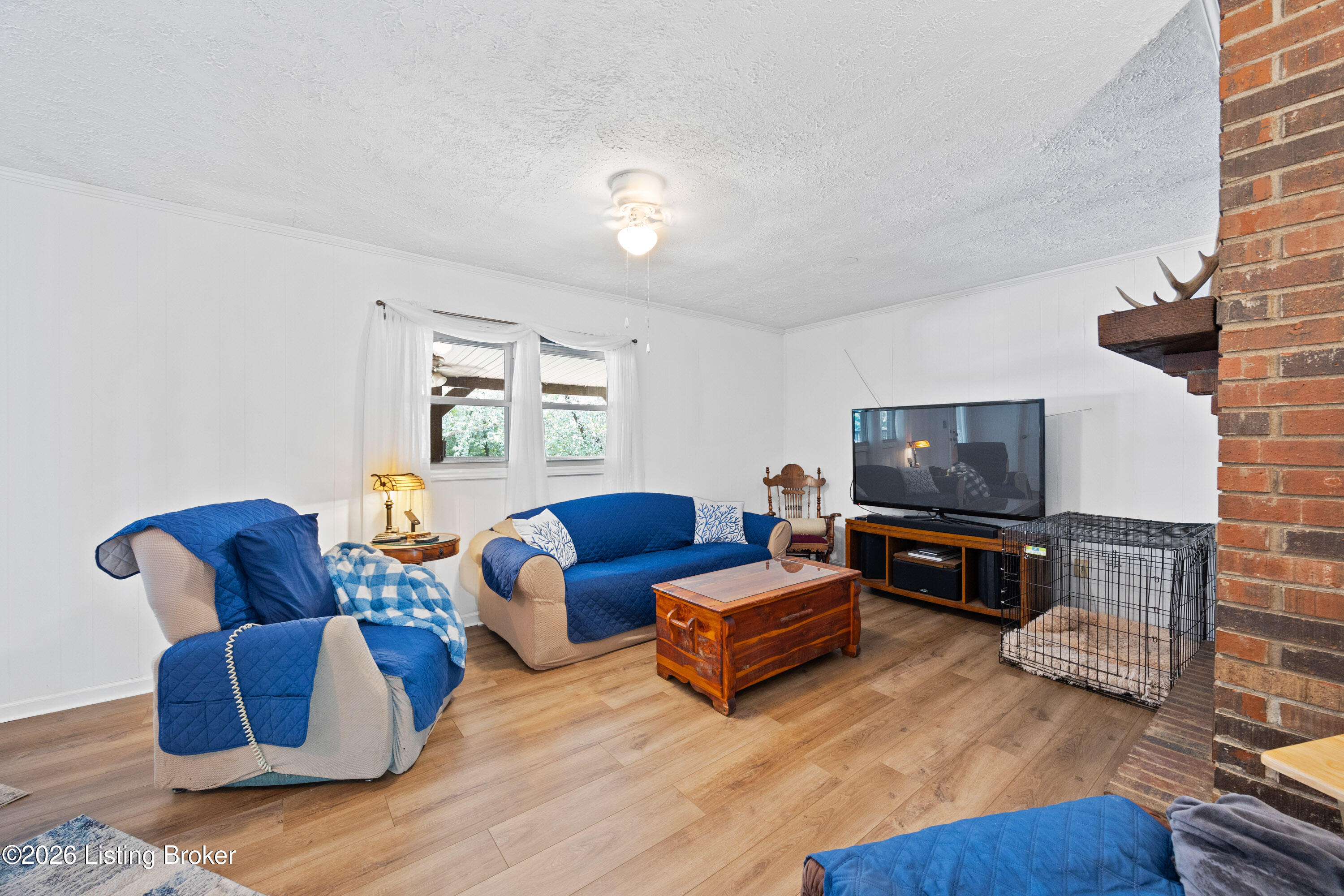 1193 Castlerock Dr