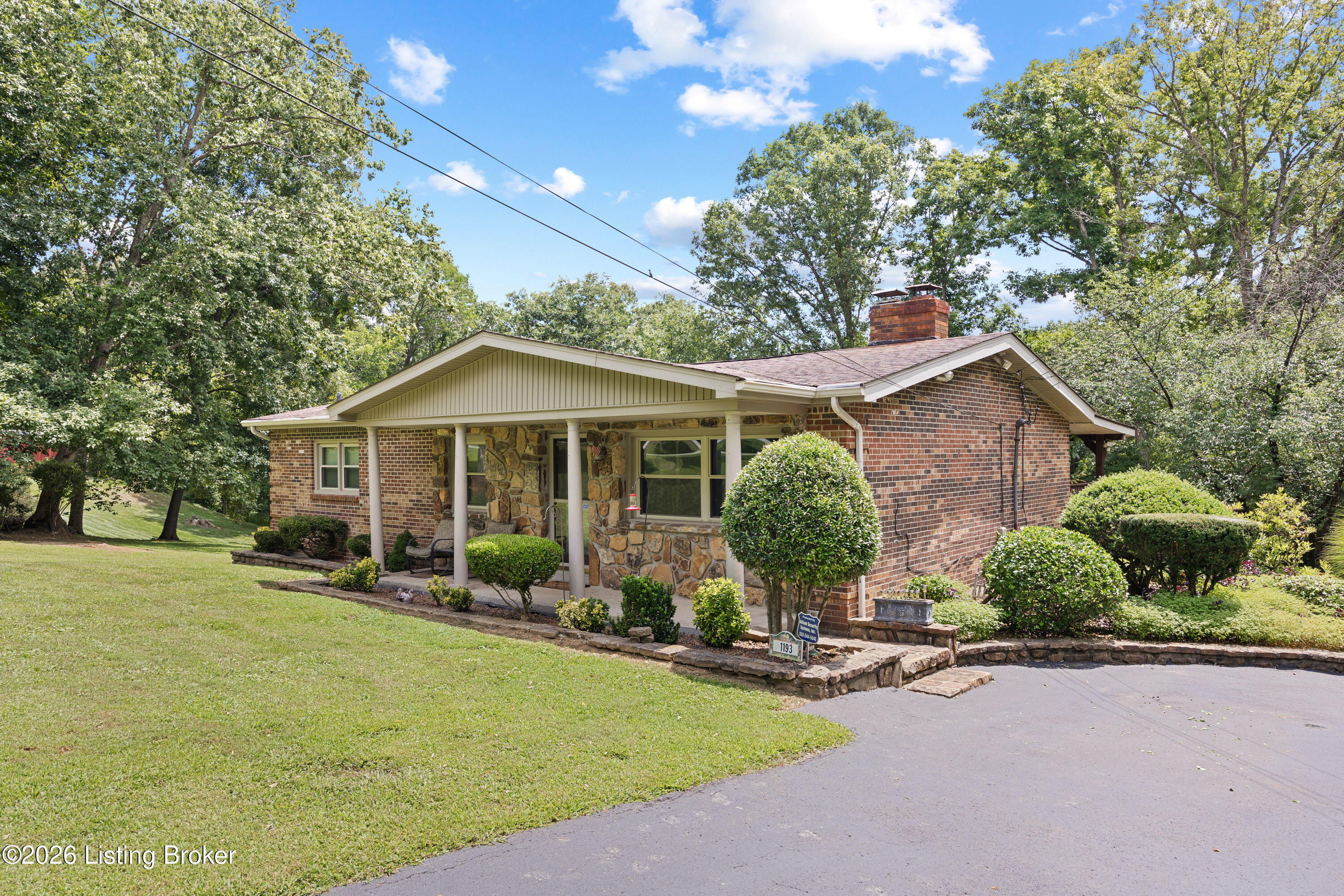 1193 Castlerock Dr