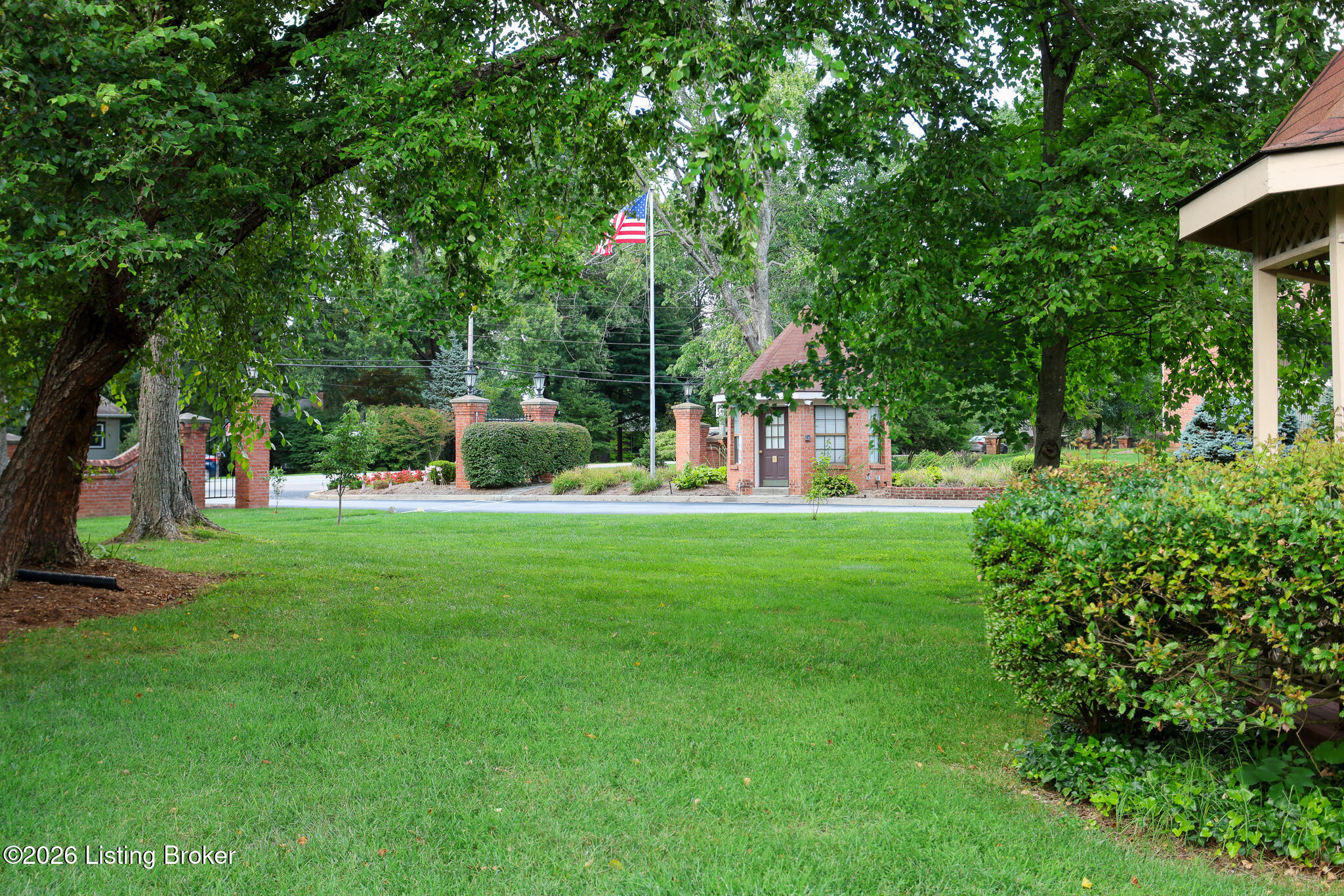 103 Forest Park Rd