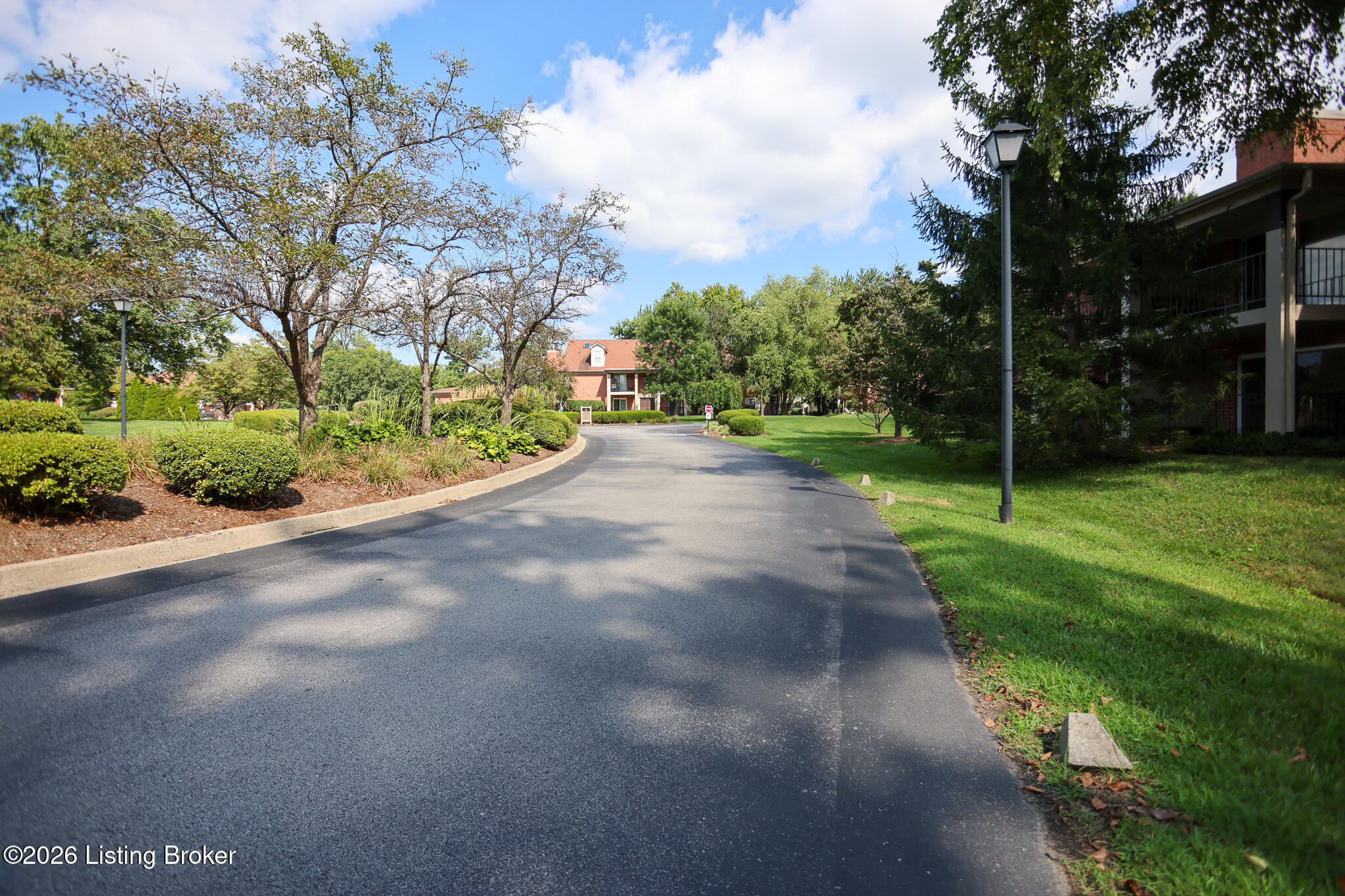 103 Forest Park Rd