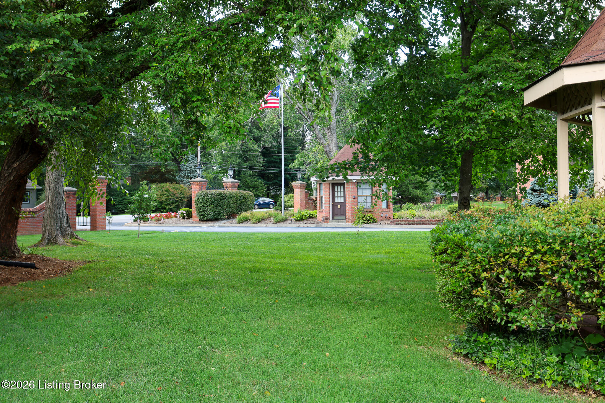 103 Forest Park Rd