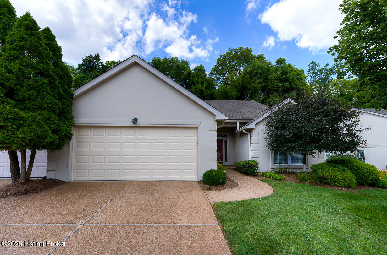 533 Village Lake Dr