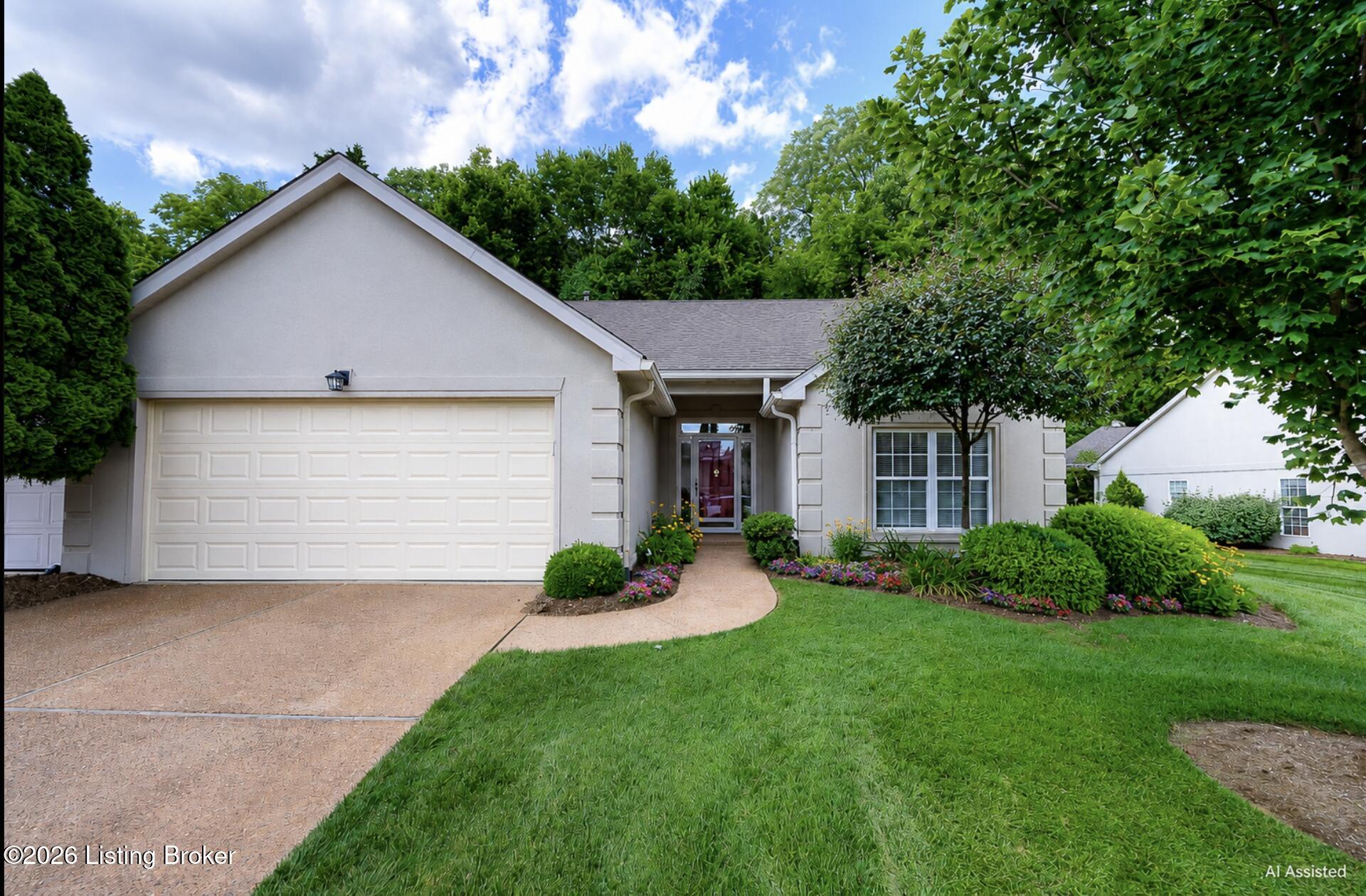 533 Village Lake Dr