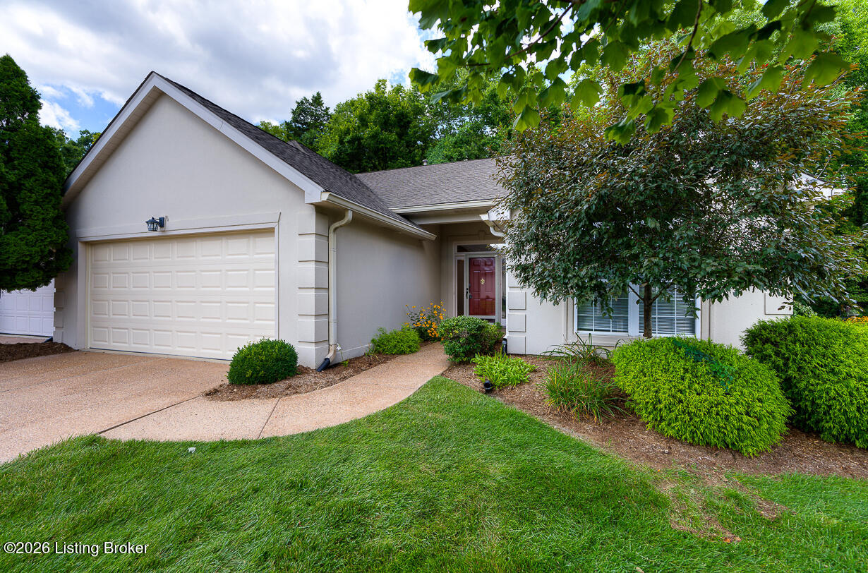 533 Village Lake Dr
