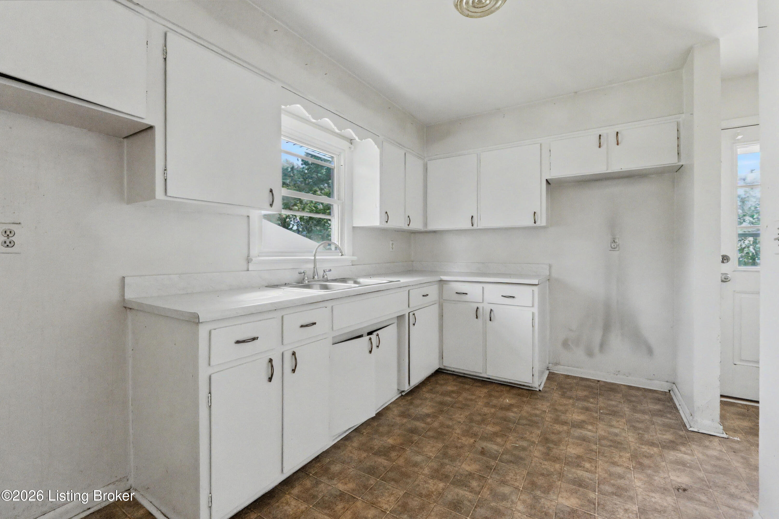 6503 Don Bon Ct
