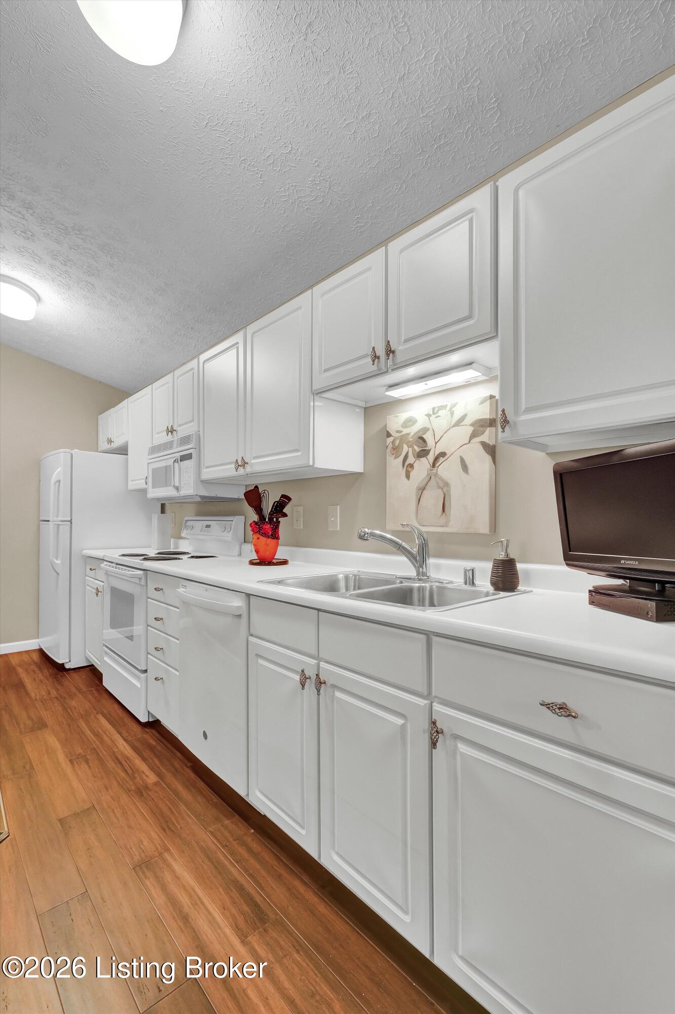 430 Ethridge Ave 206