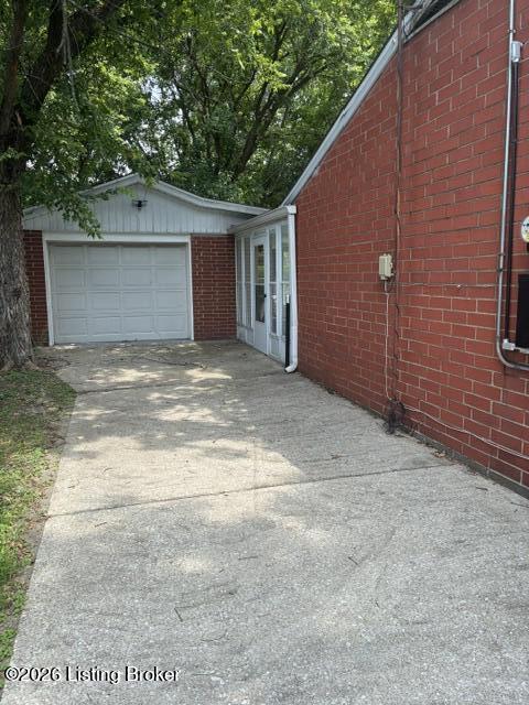 321 Mac Brae Rd