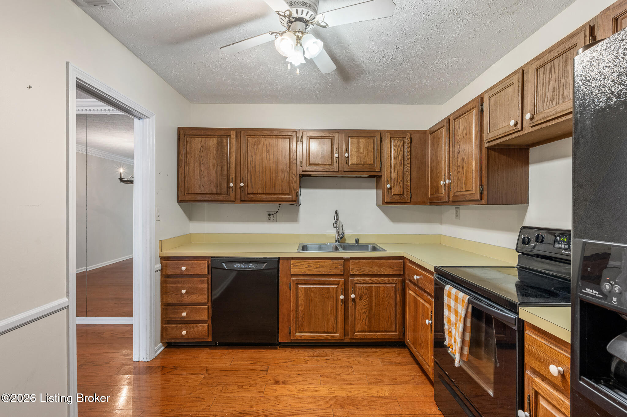 3030 Breckenridge Ln APT 112