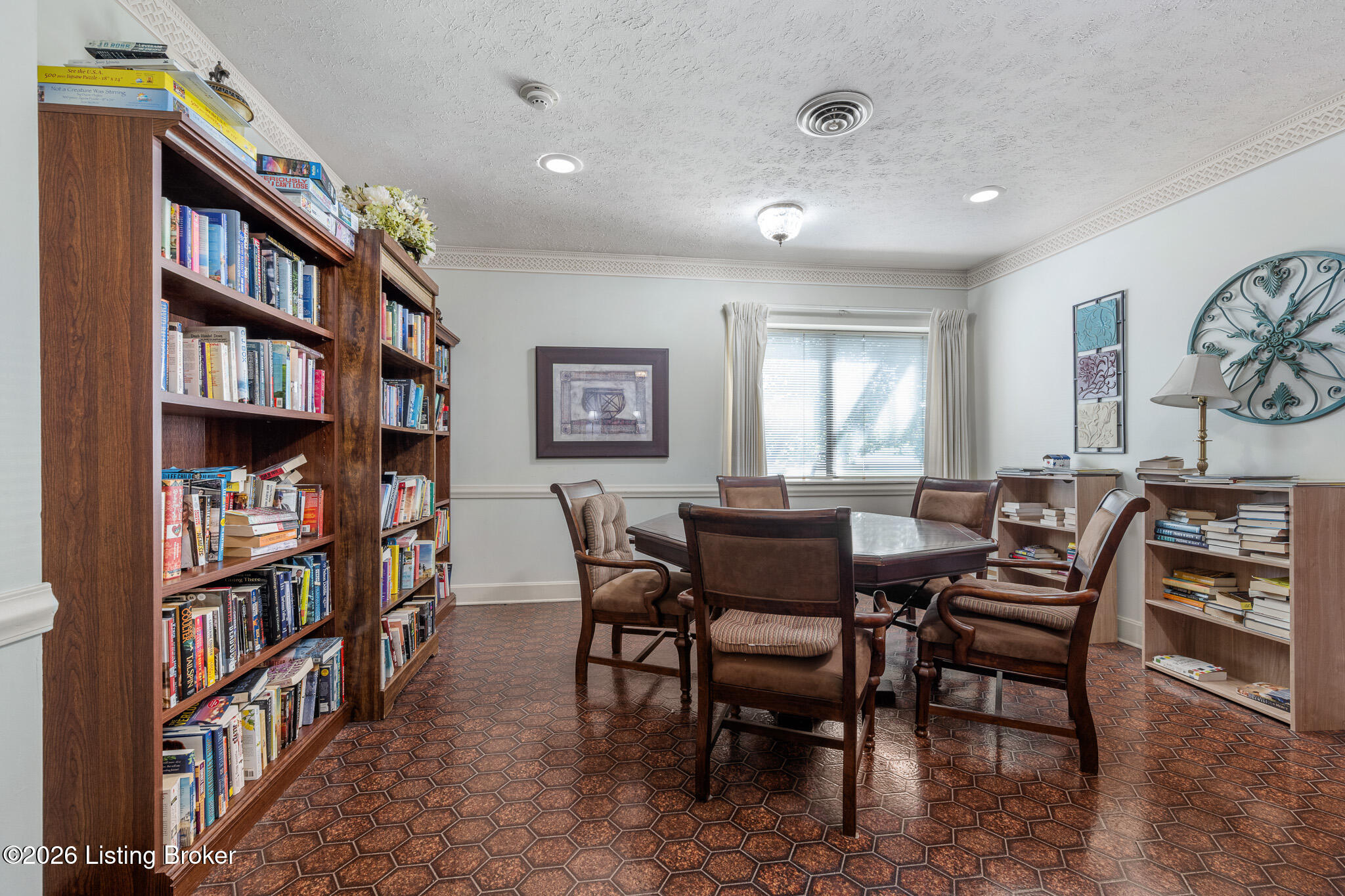 3030 Breckenridge Ln APT 112