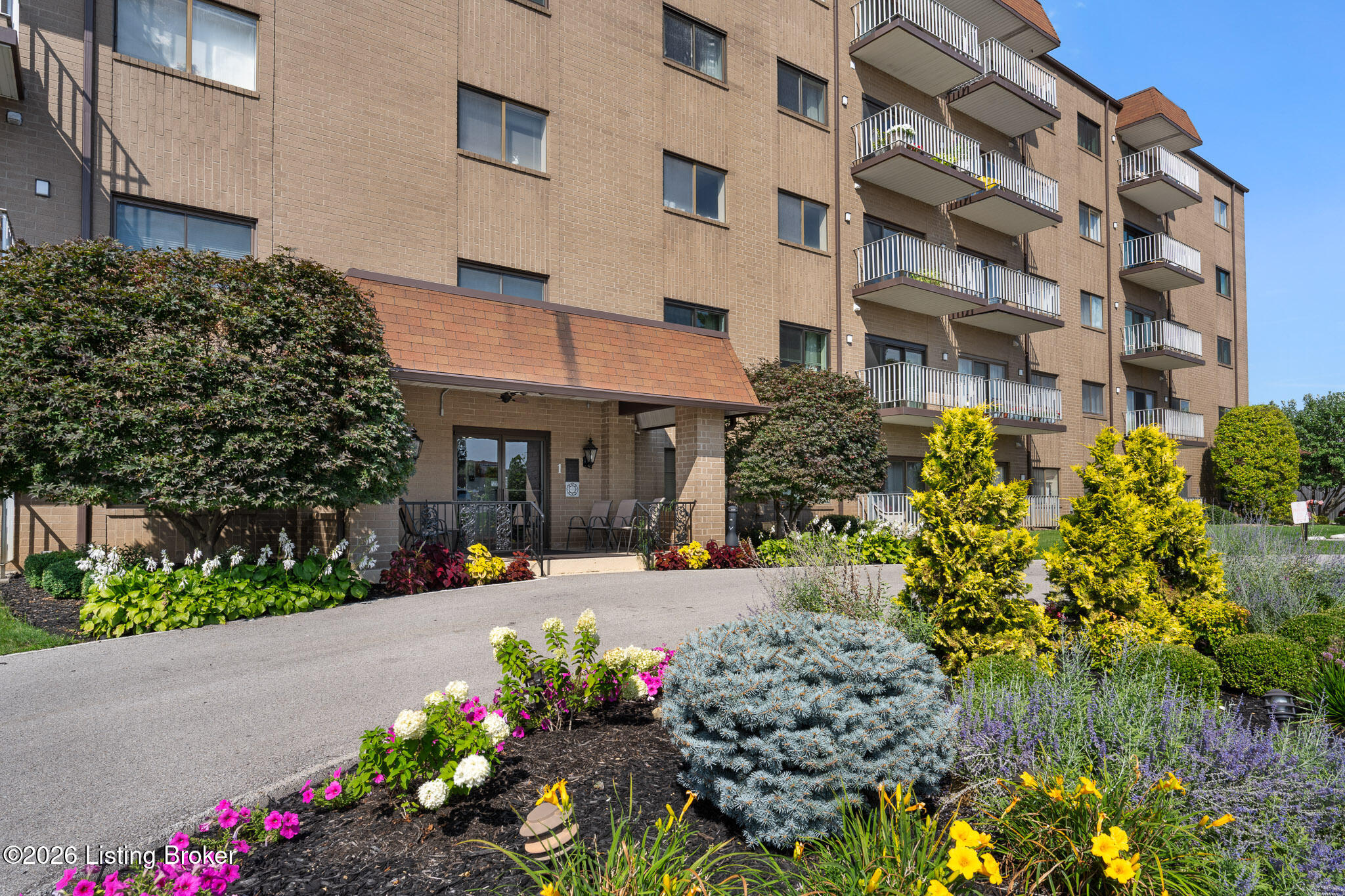 3030 Breckenridge Ln APT 112