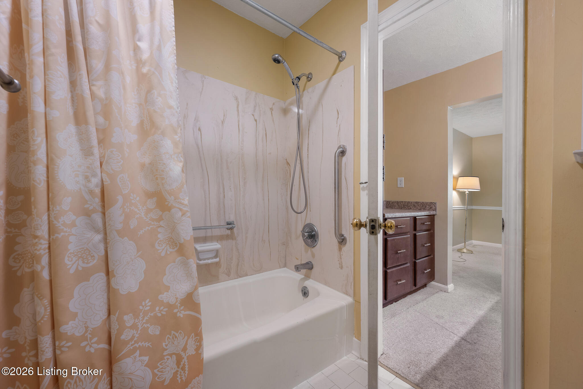 3030 Breckenridge Ln APT 112