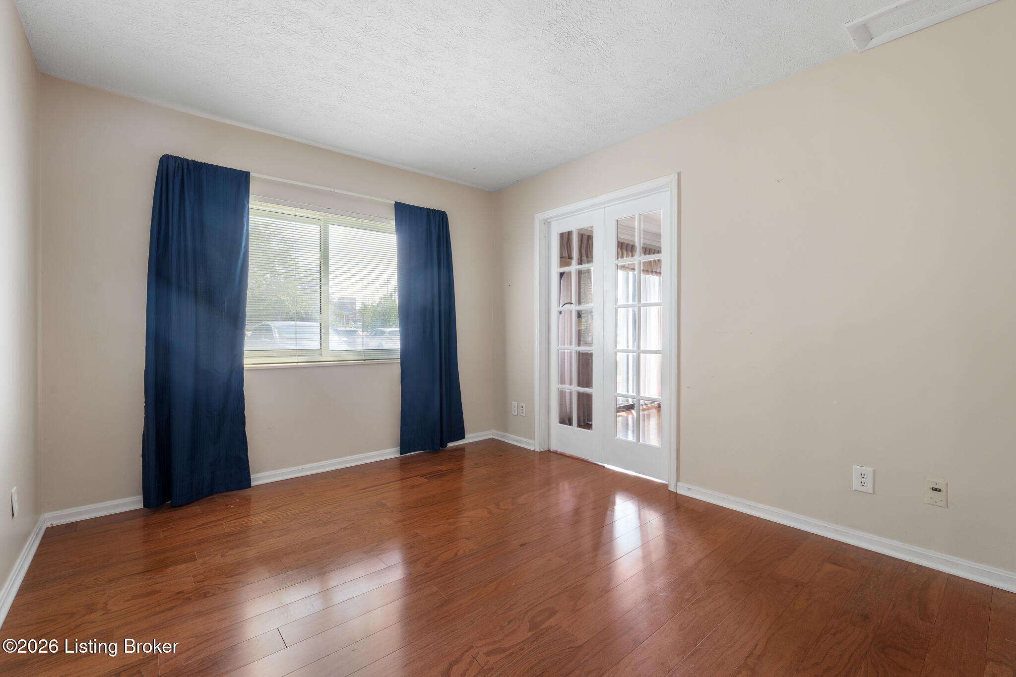 3030 Breckenridge Ln APT 112