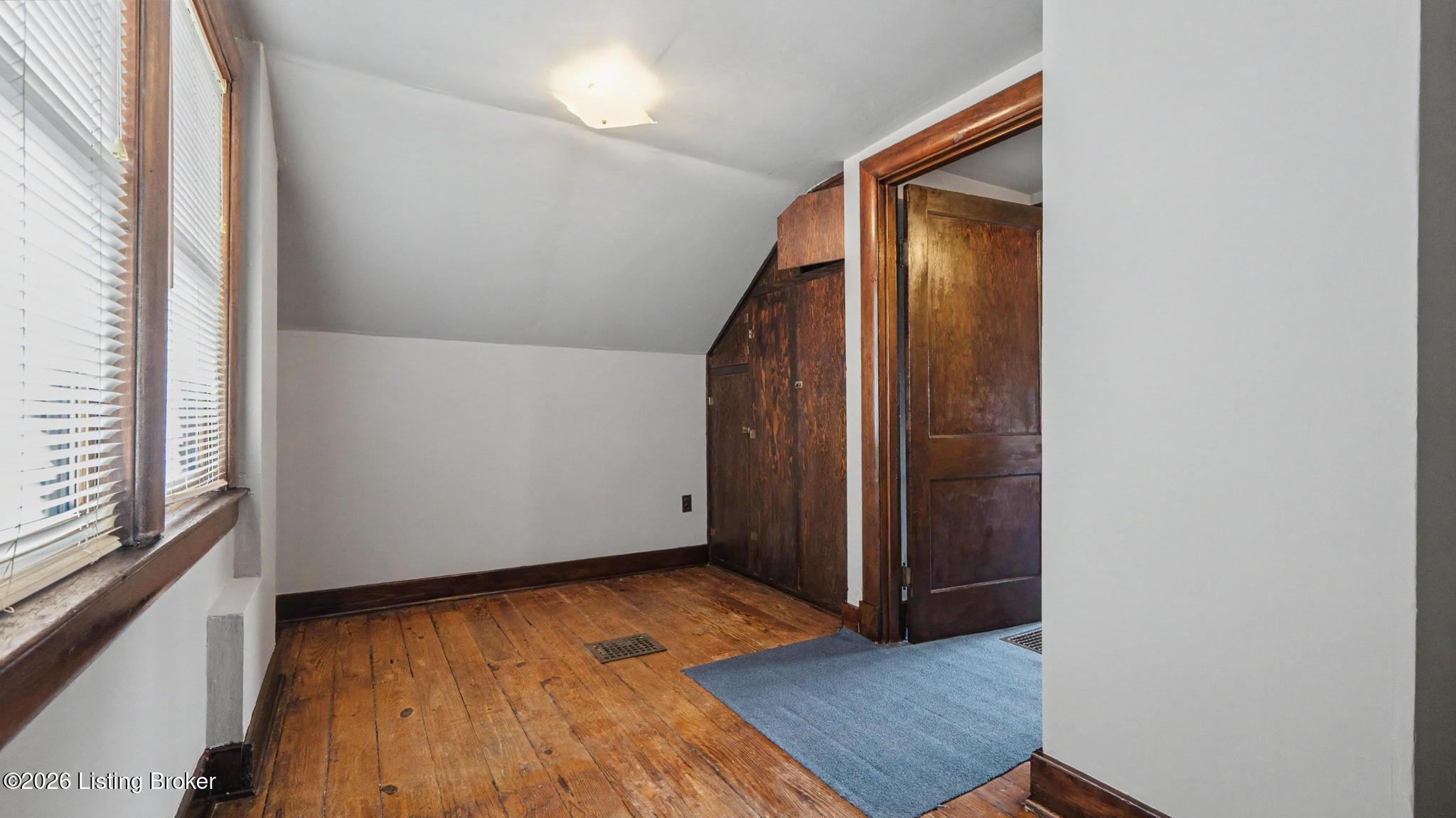 3025 Beaumont Rd