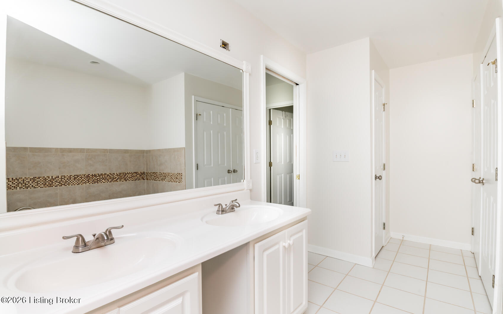 3155 Bushmill Park