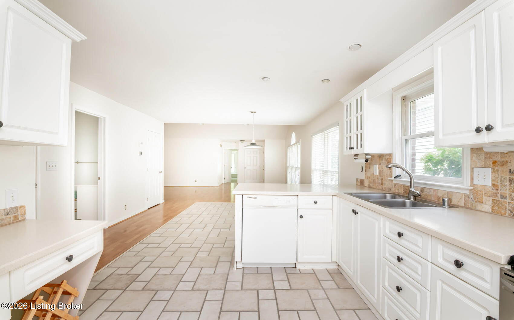 3155 Bushmill Park