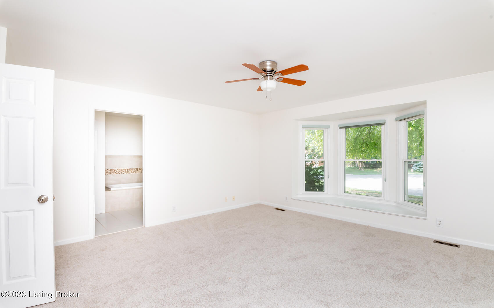 3155 Bushmill Park