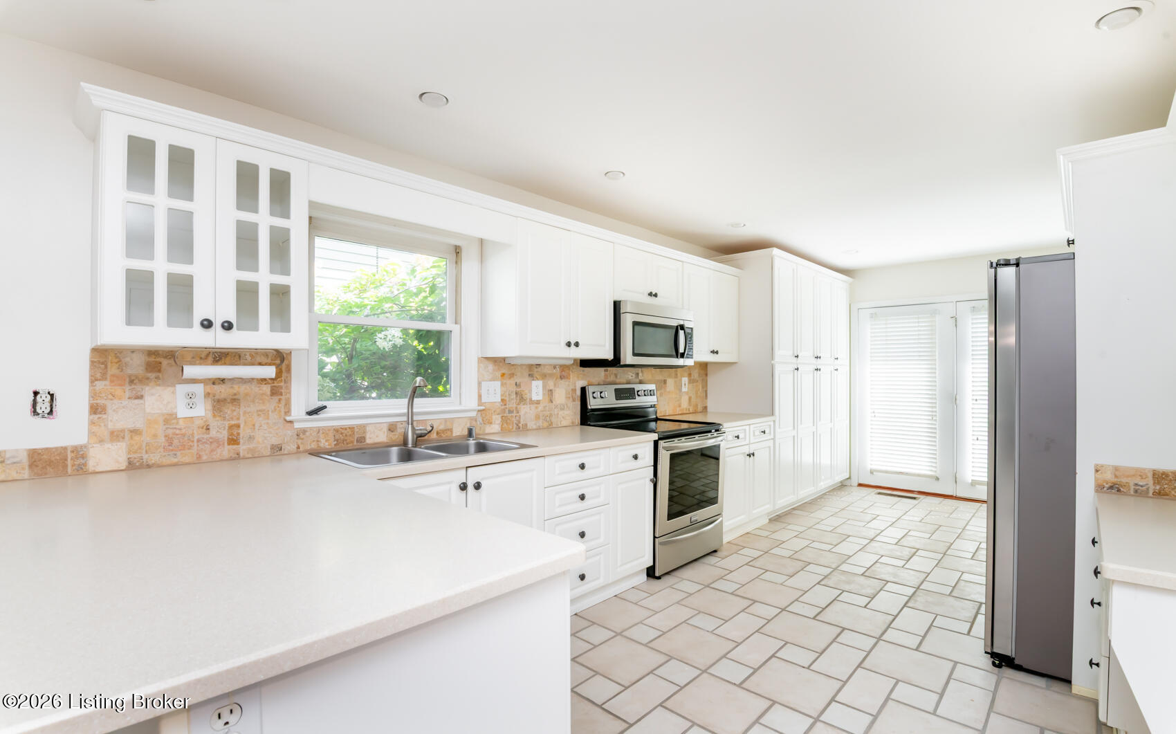 3155 Bushmill Park