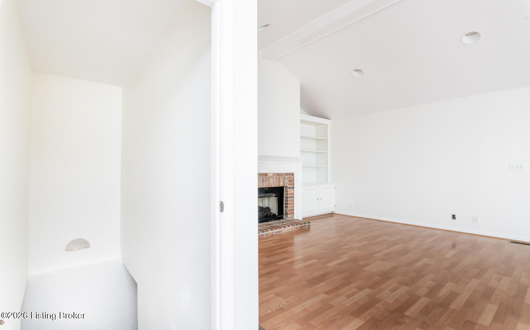 3155 Bushmill Park