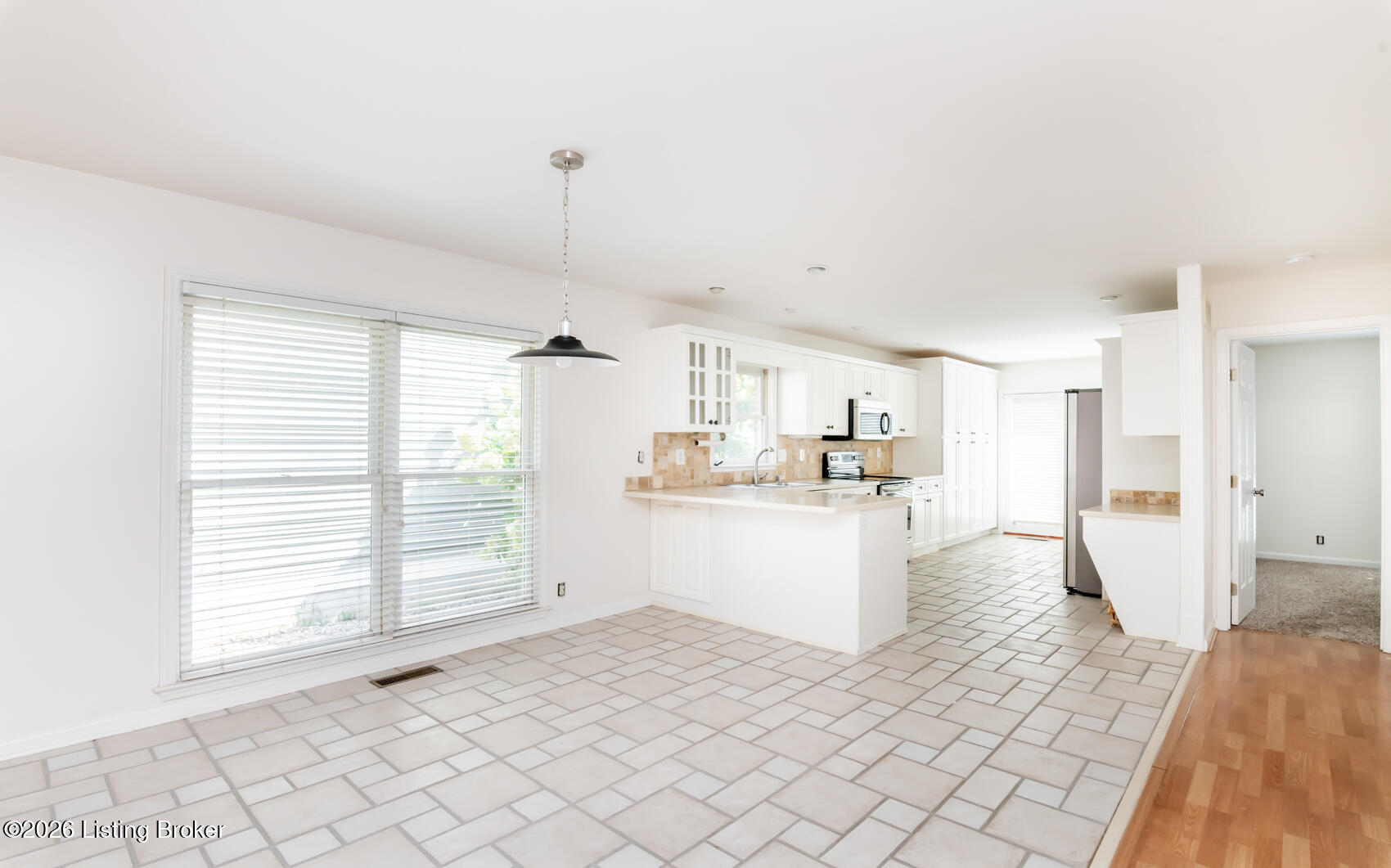 3155 Bushmill Park