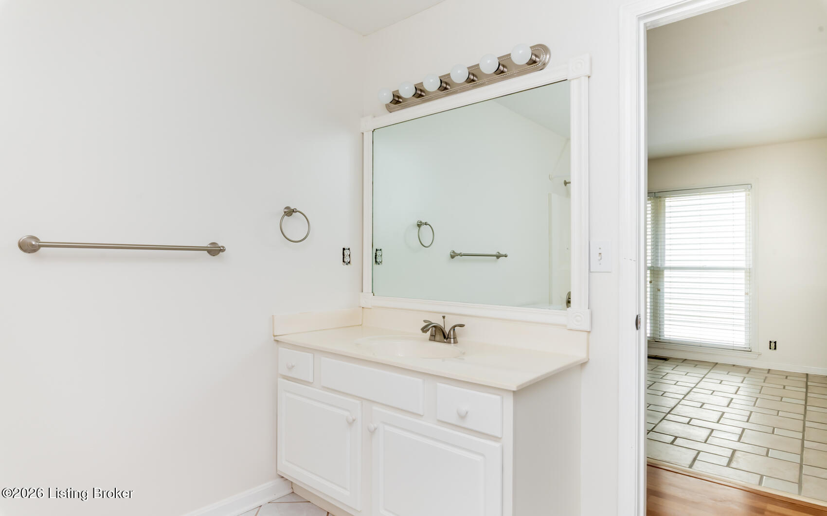 3155 Bushmill Park