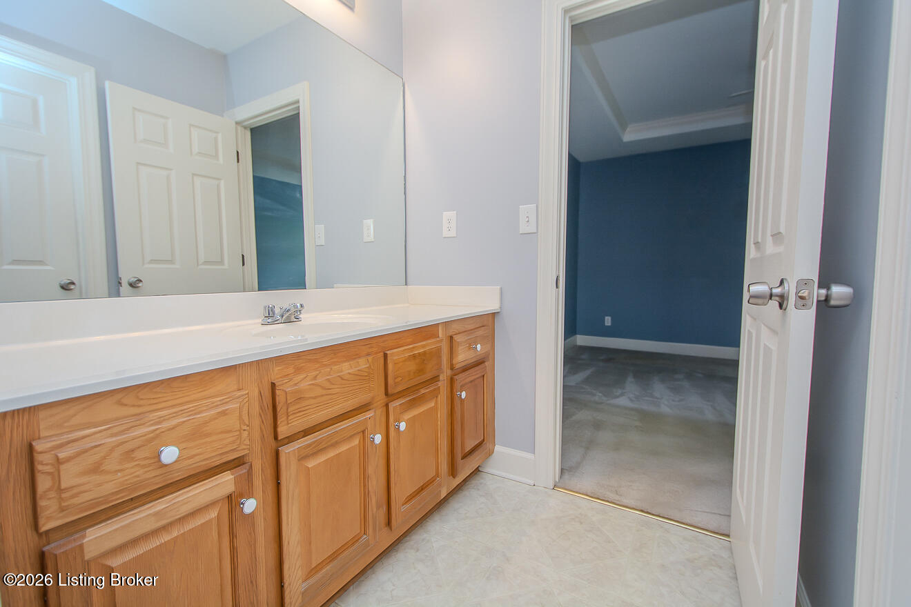 8421 Elsie Ct