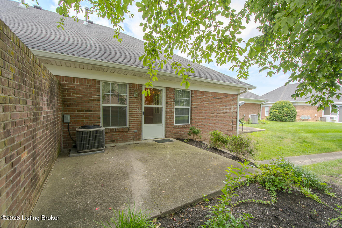 8421 Elsie Ct