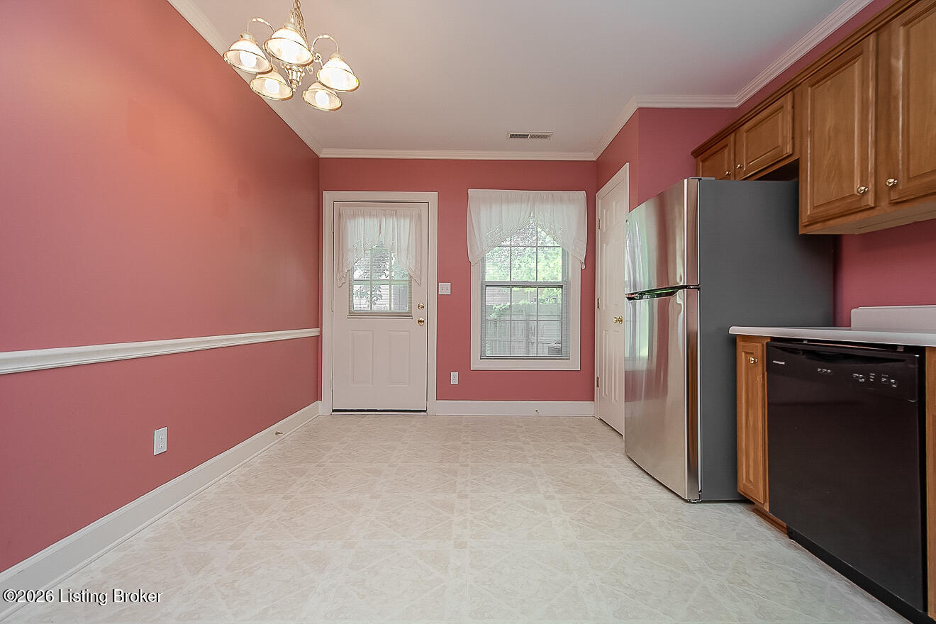 8421 Elsie Ct