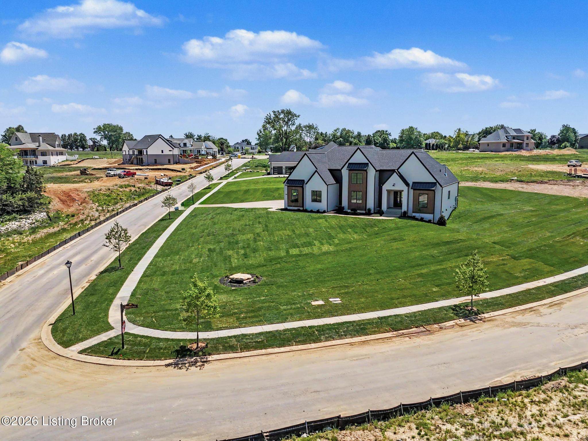 4000 Paramont Commons Blvd