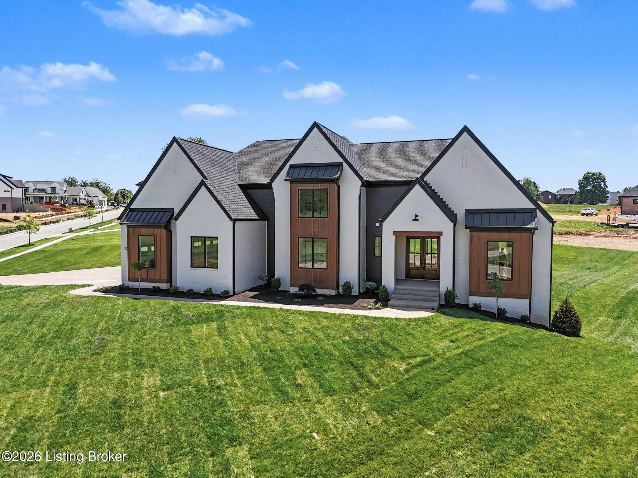4000 Paramont Commons Blvd