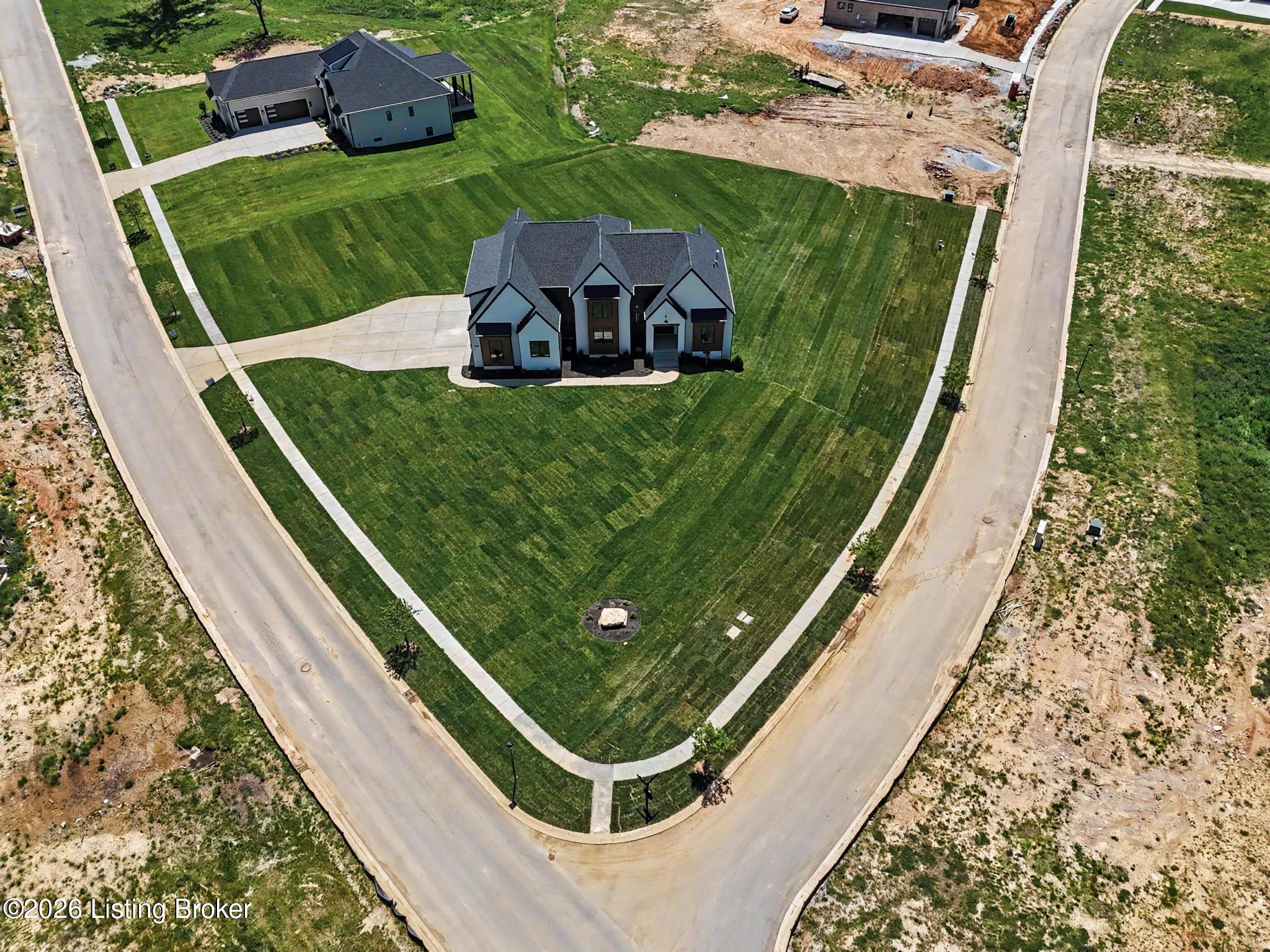 4000 Paramont Commons Blvd