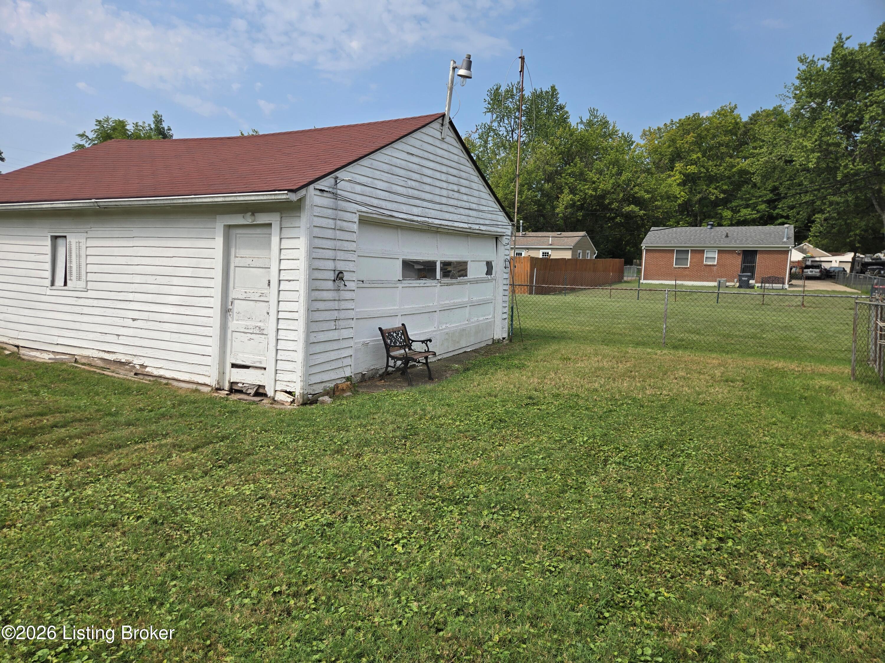 2314 Lamar Ave