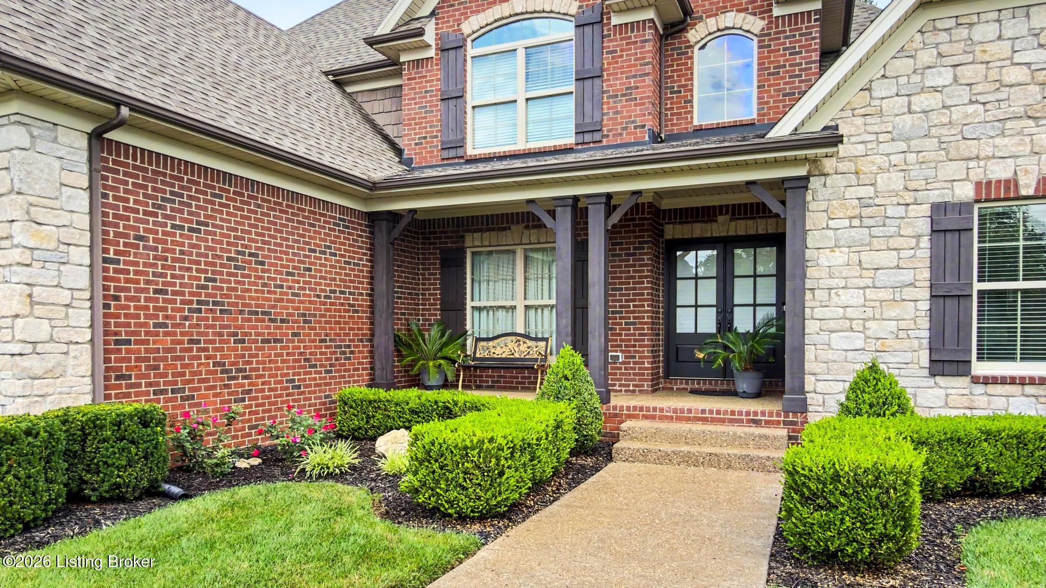 19120 Sturbridge Cir