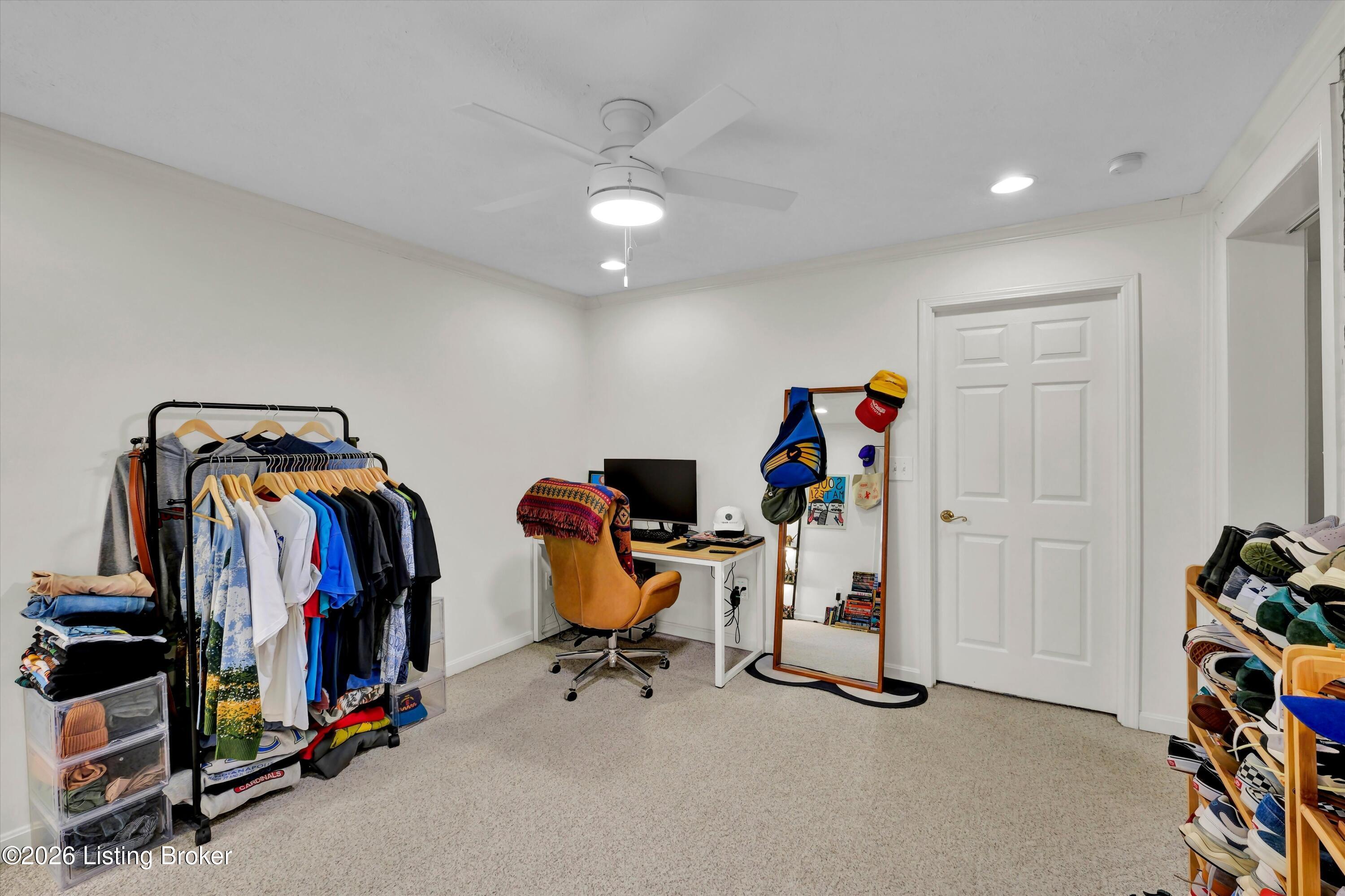 112 Tyler Dr