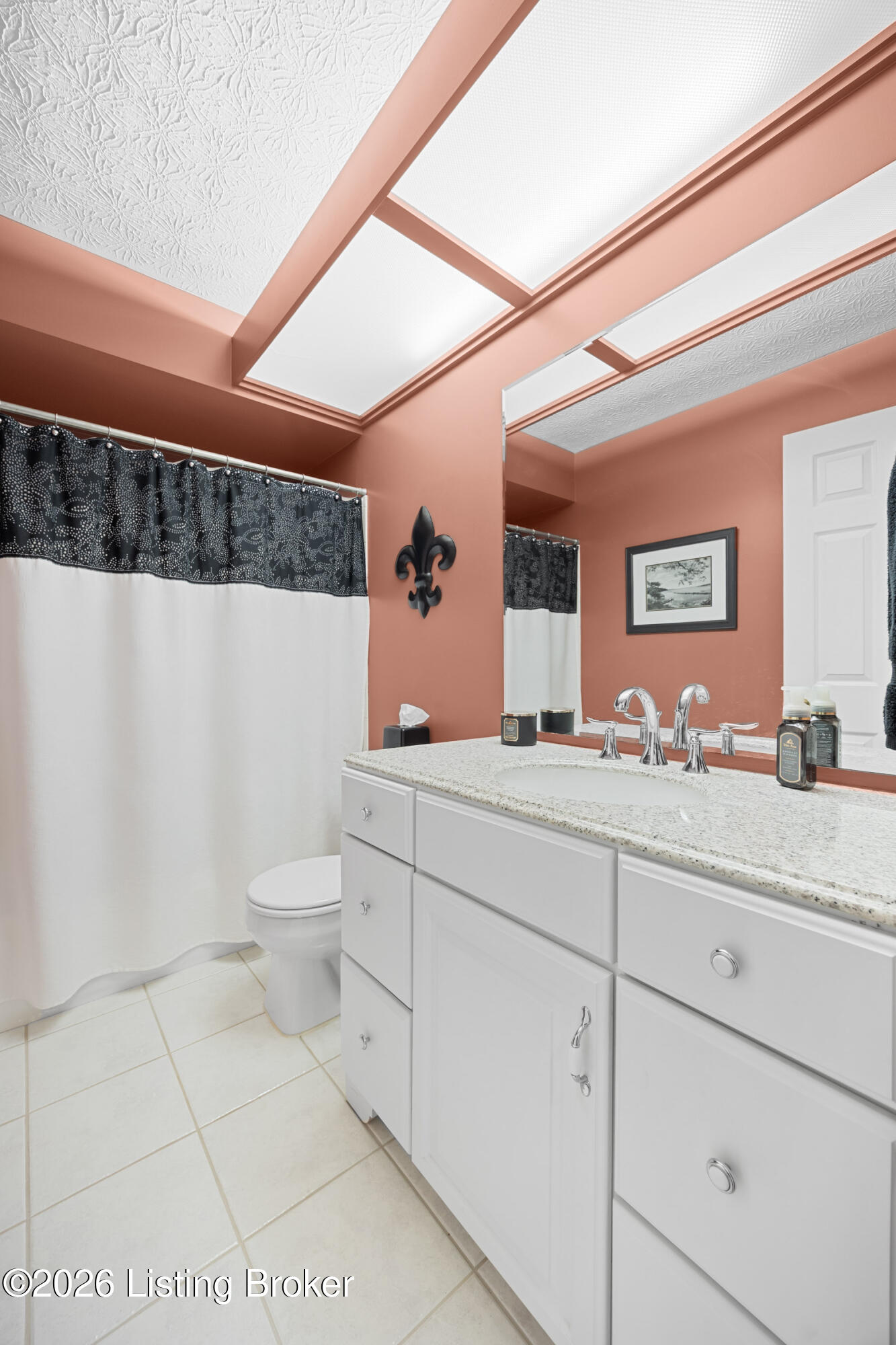 1500 Helmridge Ct