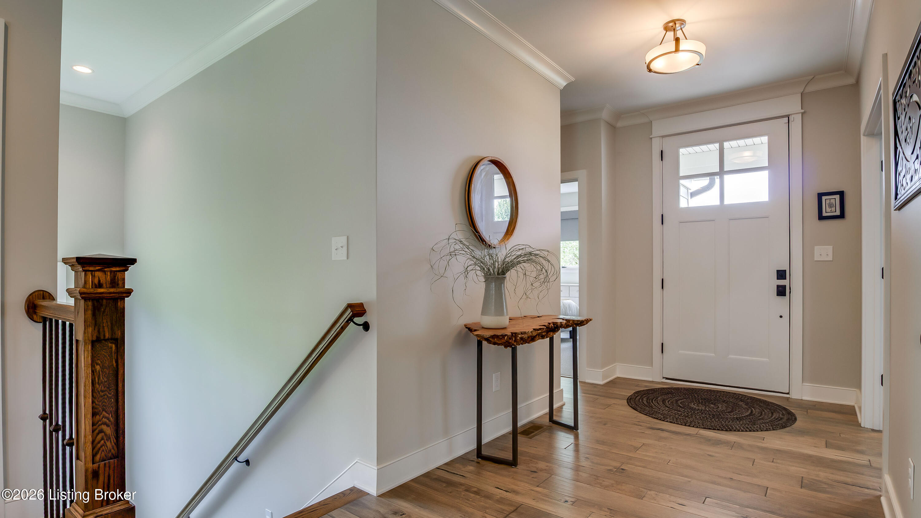 290 Lansdowne Cresent