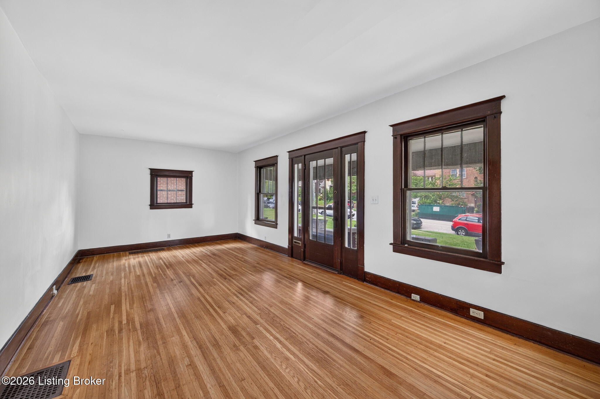 1844 Roanoke Ave