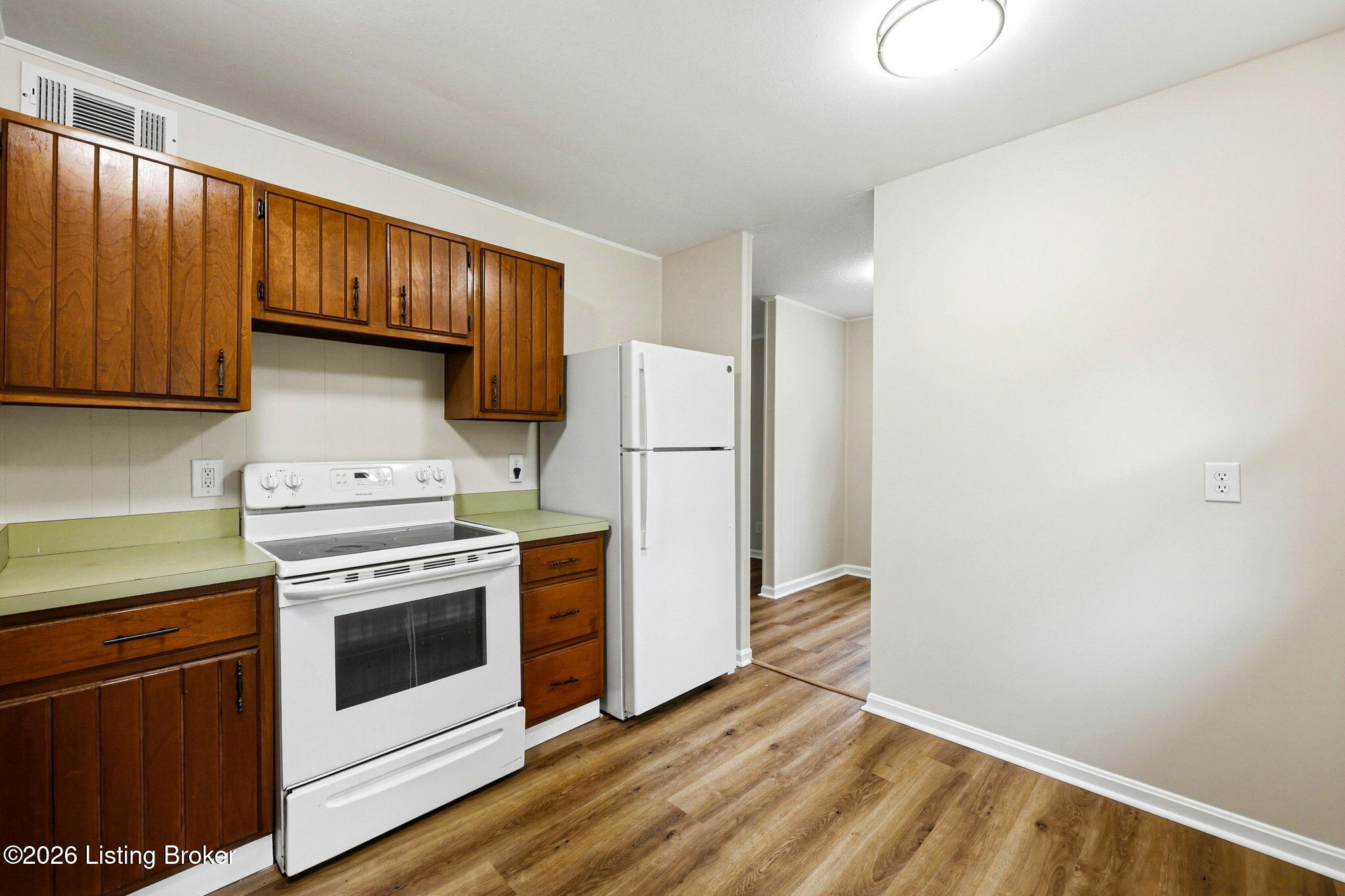 10013 Merioneth Dr
