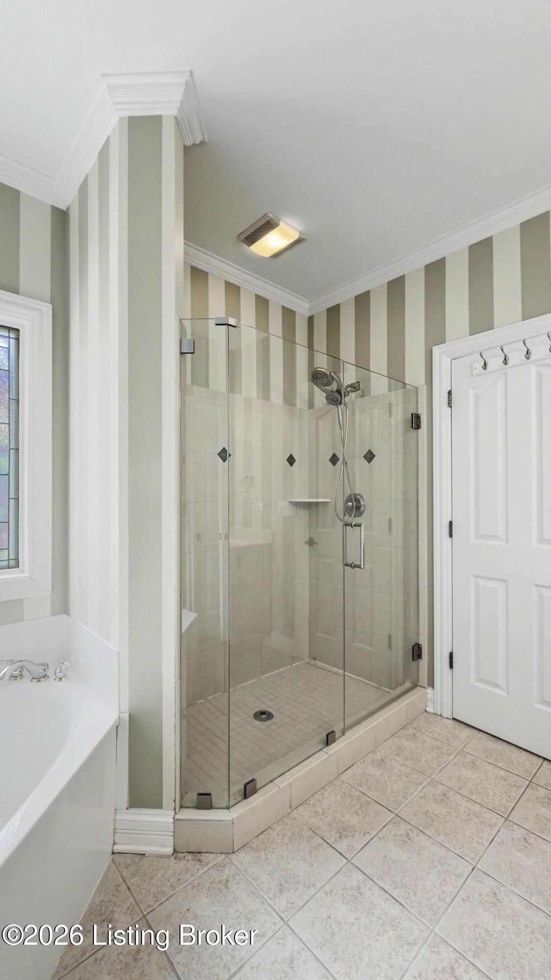 8803 Summit Ridge Dr