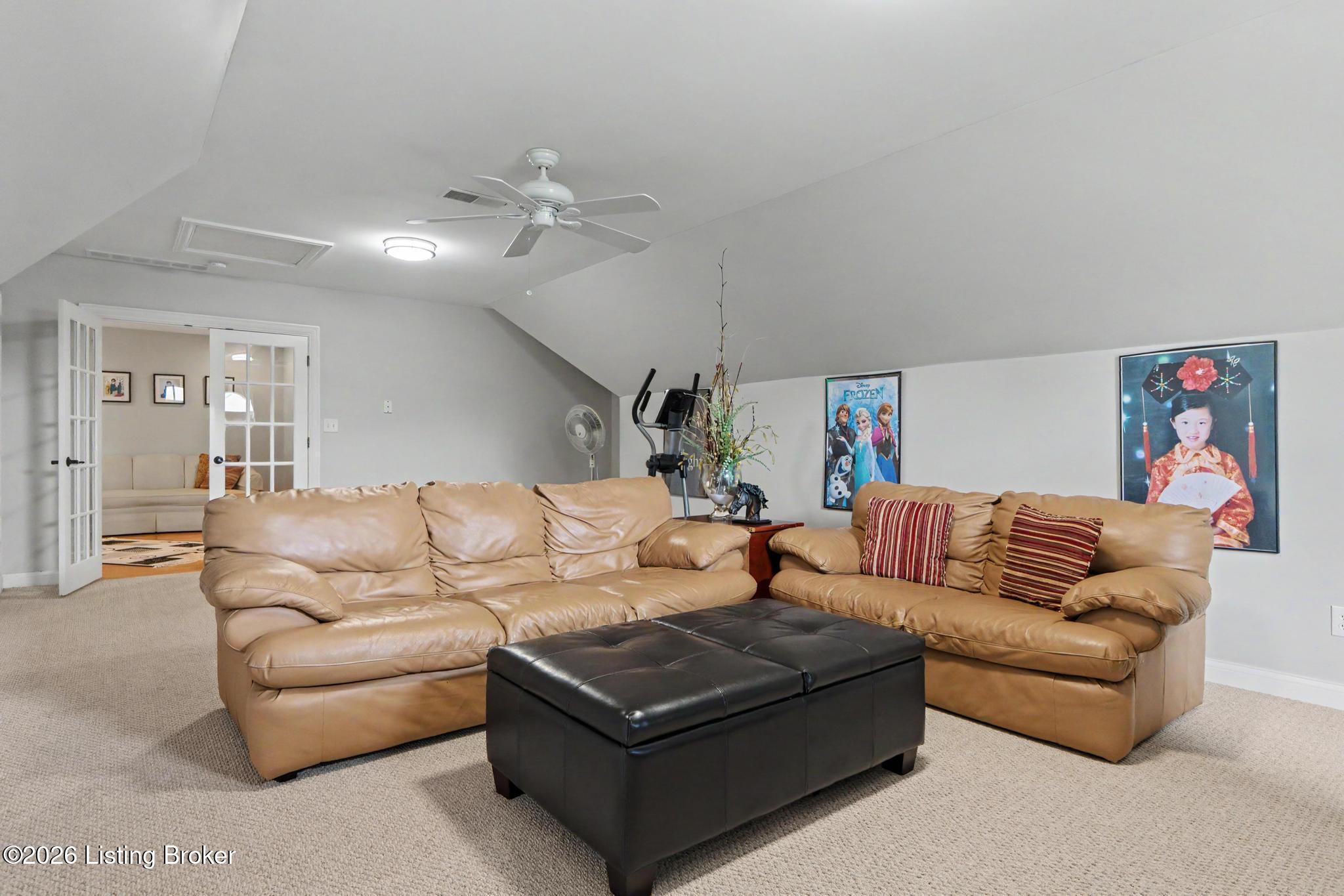 8803 Summit Ridge Dr